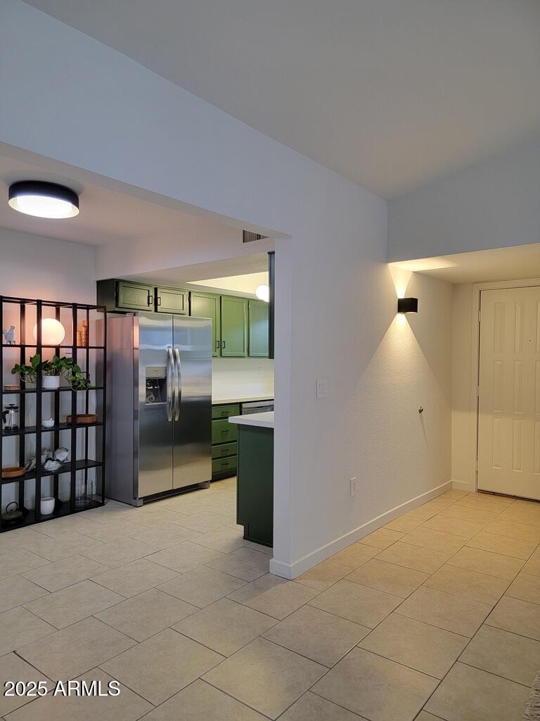 2511 W PERSHING Avenue