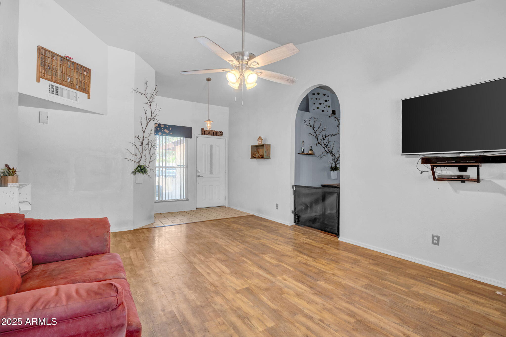 1632 N TEMPLE Street