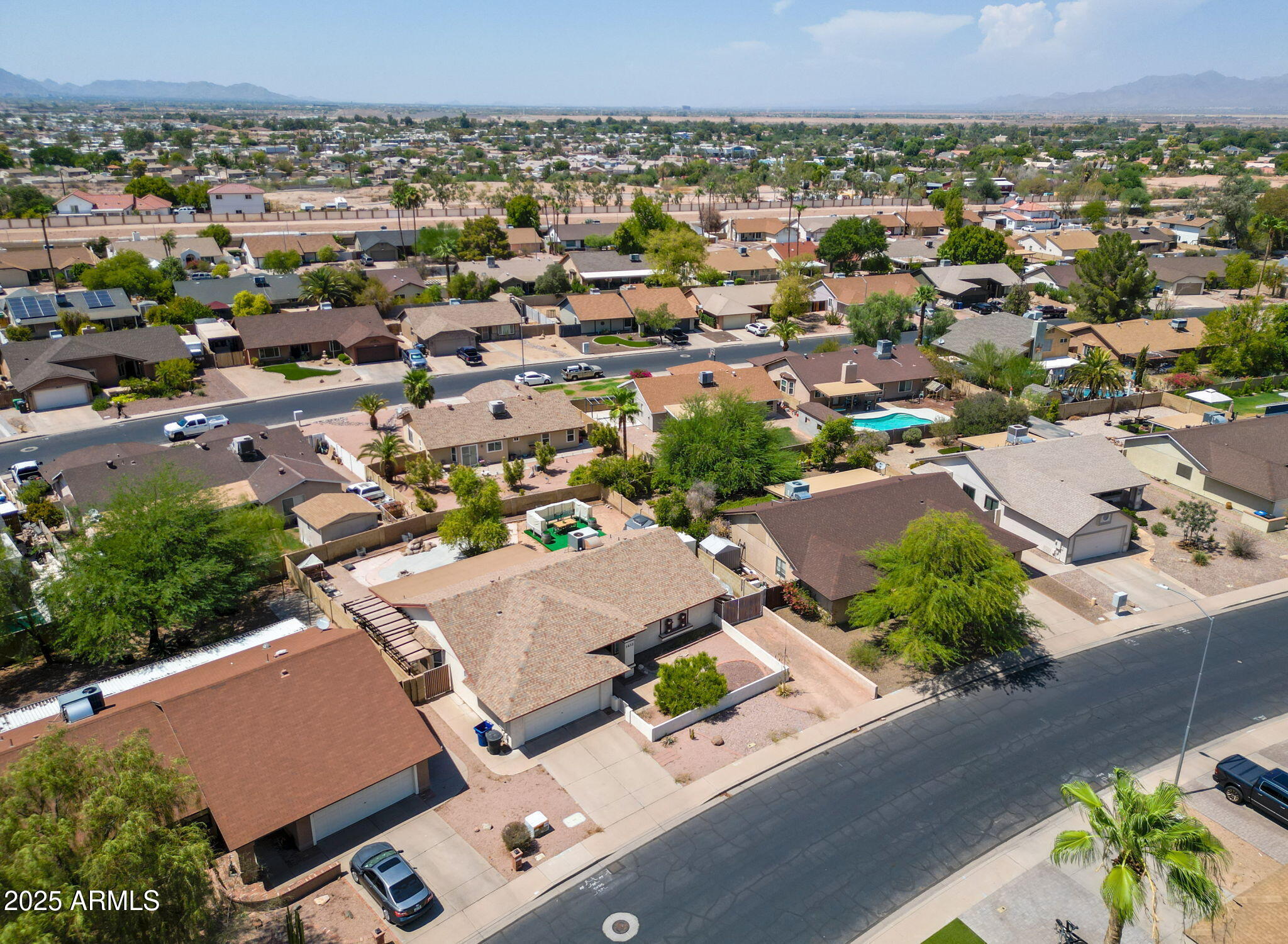 1632 N TEMPLE Street