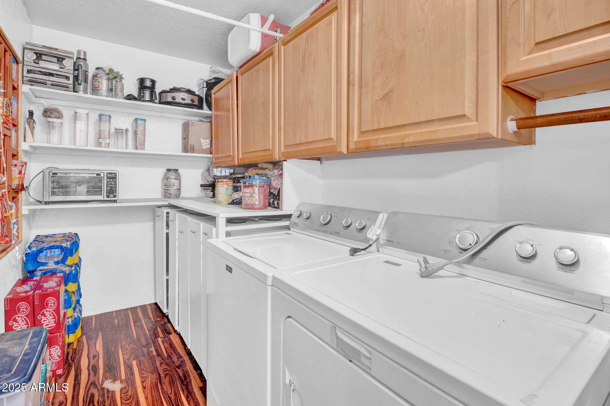 1632 N TEMPLE Street