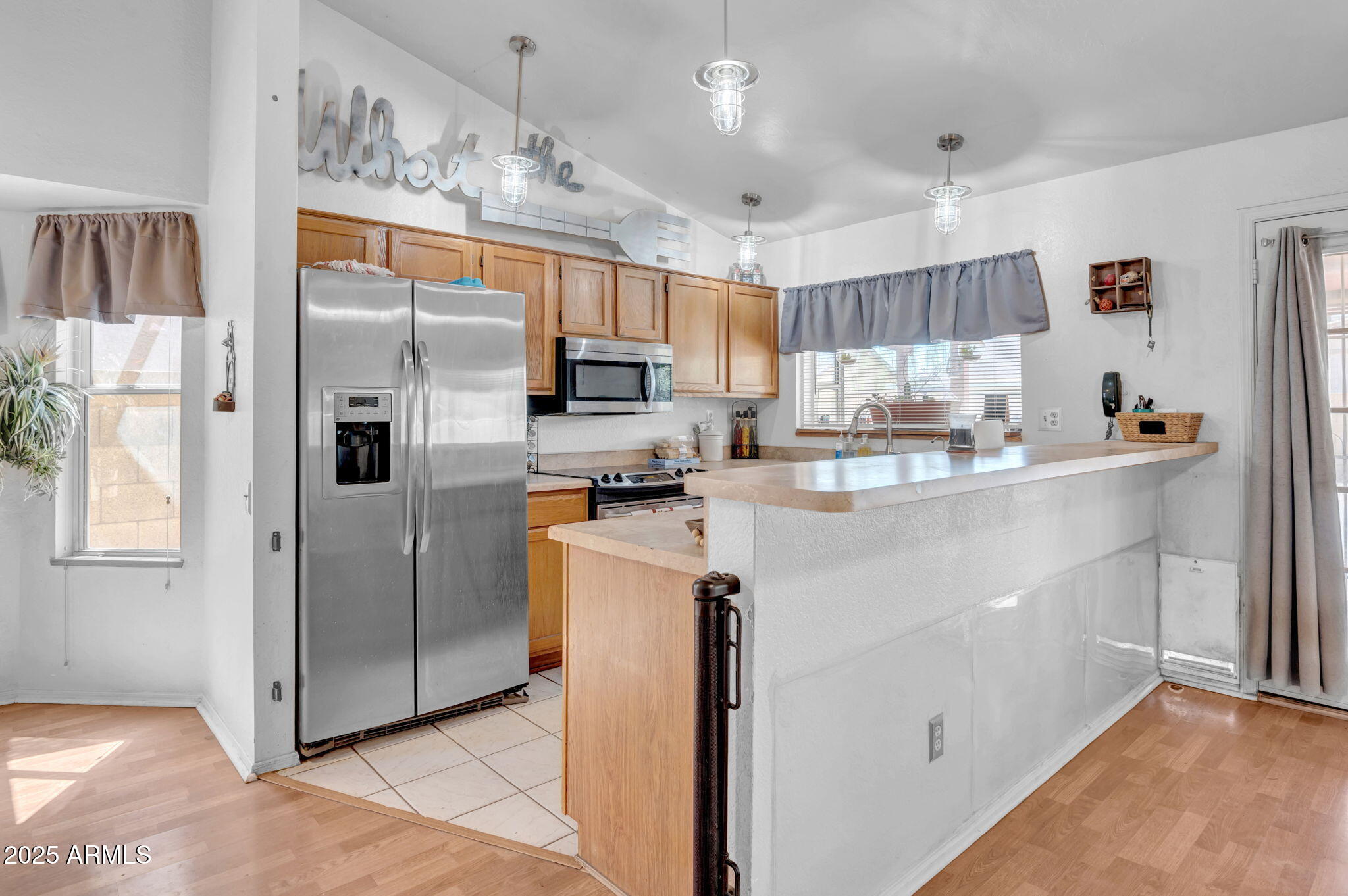 1632 N TEMPLE Street