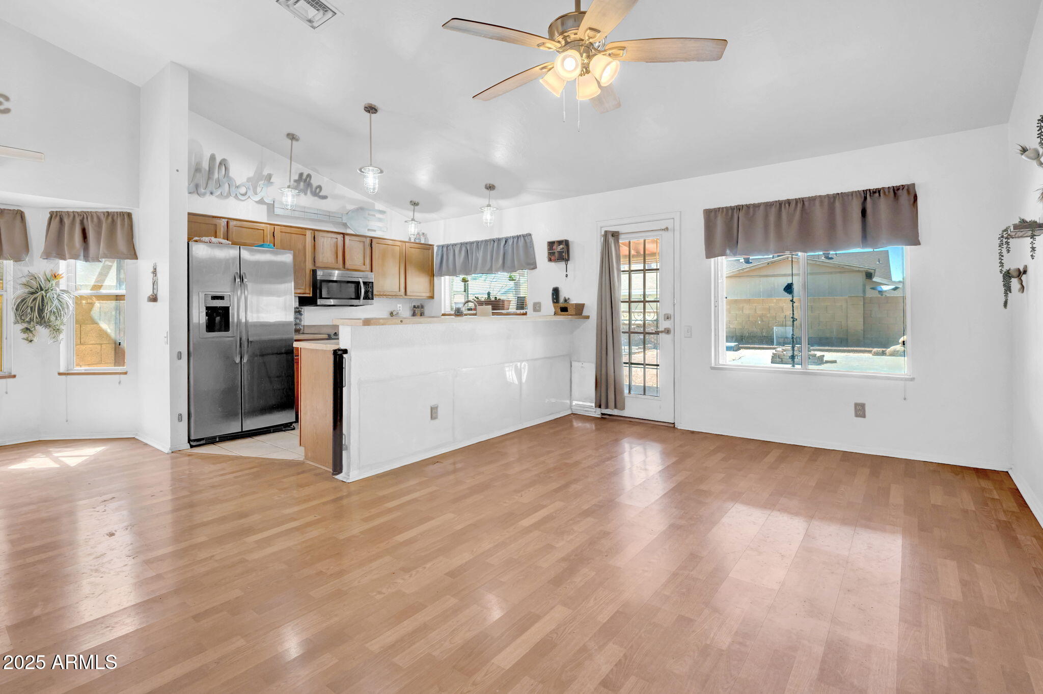 1632 N TEMPLE Street