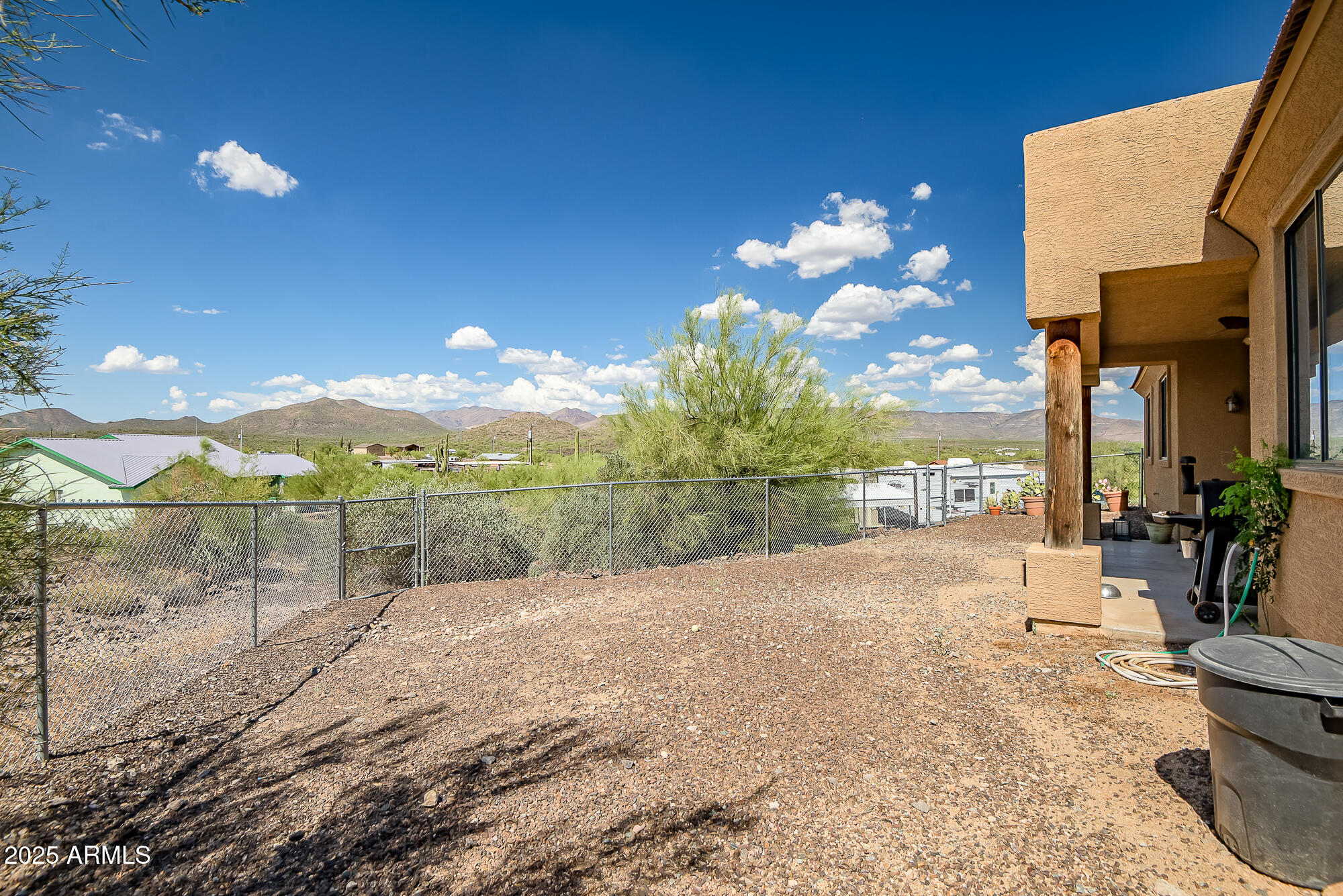 2342 W LAZY G RANCH Road