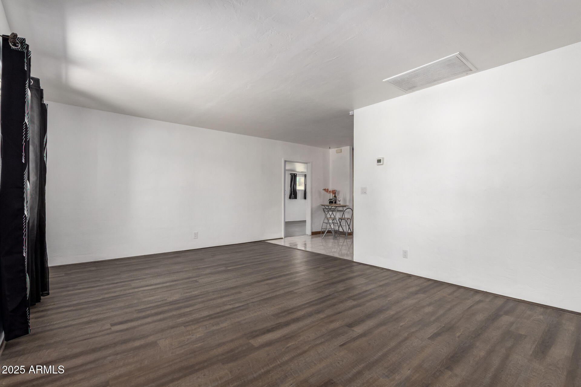 1119 W Roma Avenue