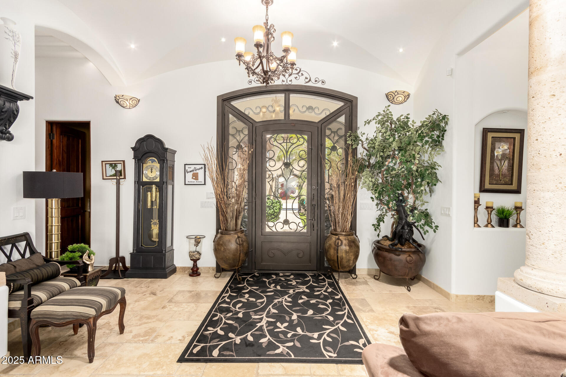 19715 W CLARENDON Avenue