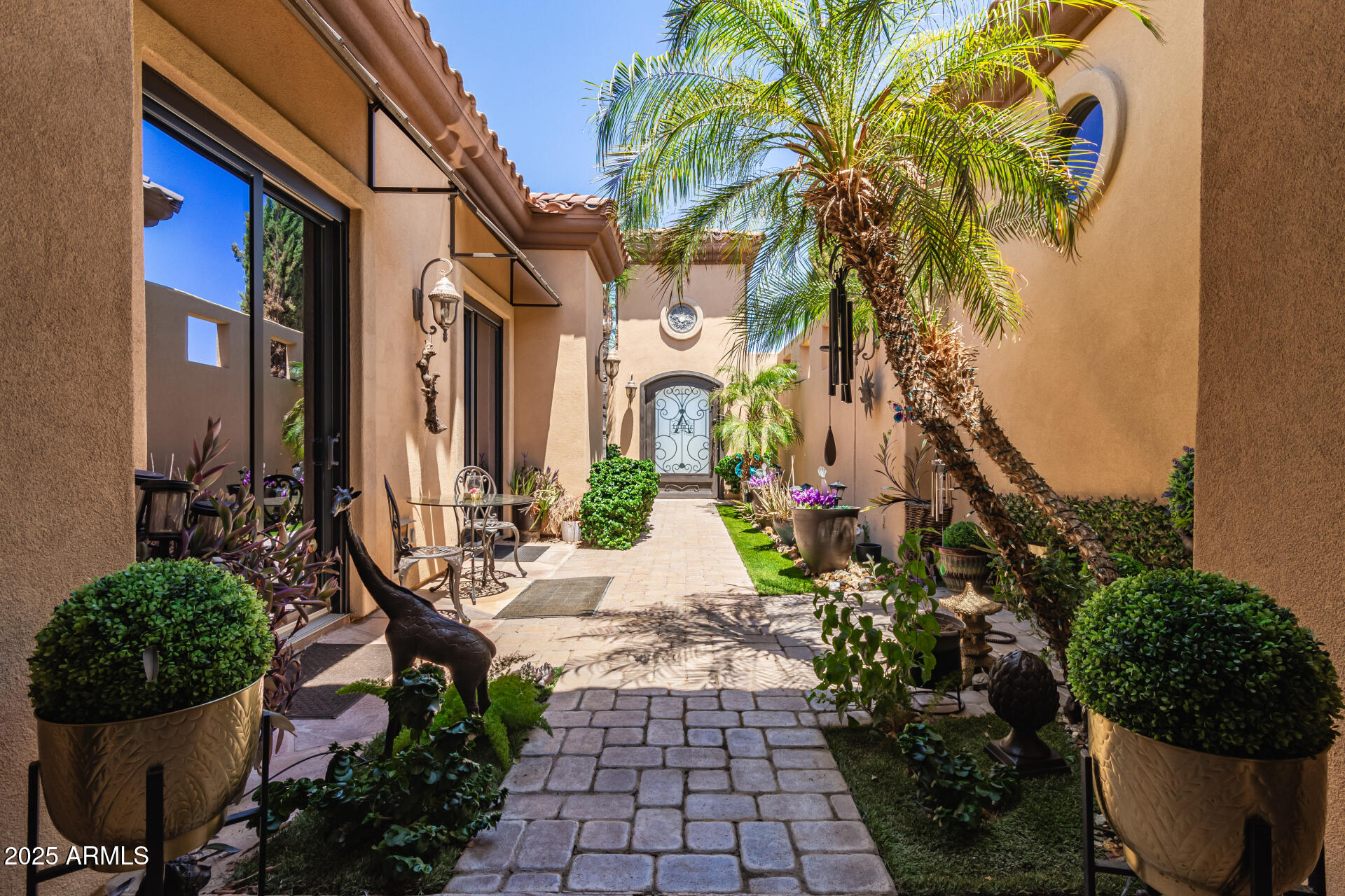 19715 W CLARENDON Avenue