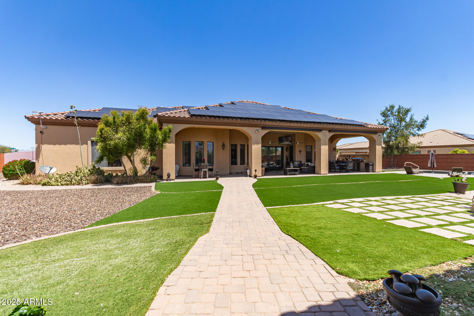 19715 W CLARENDON Avenue