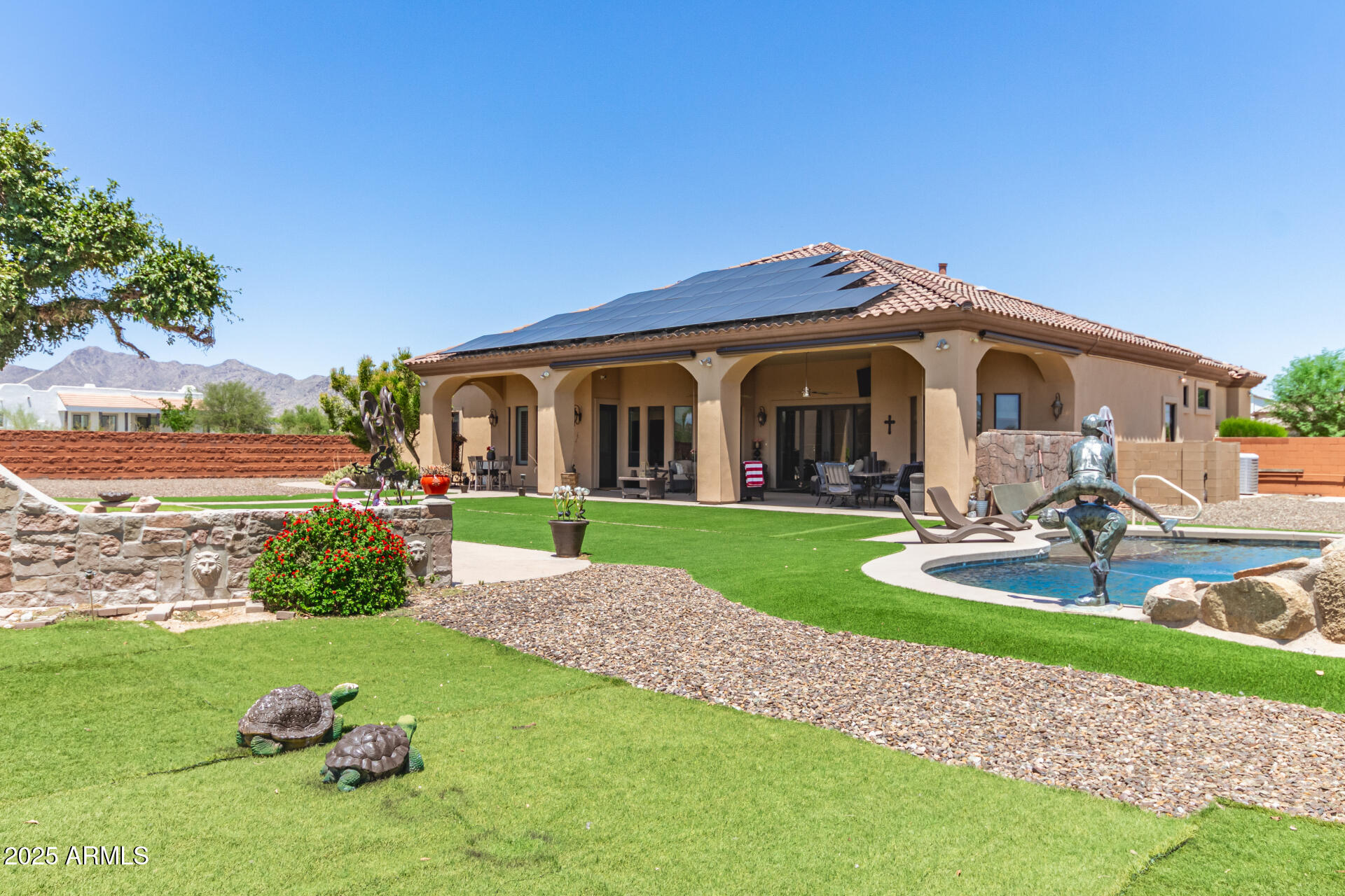 19715 W CLARENDON Avenue