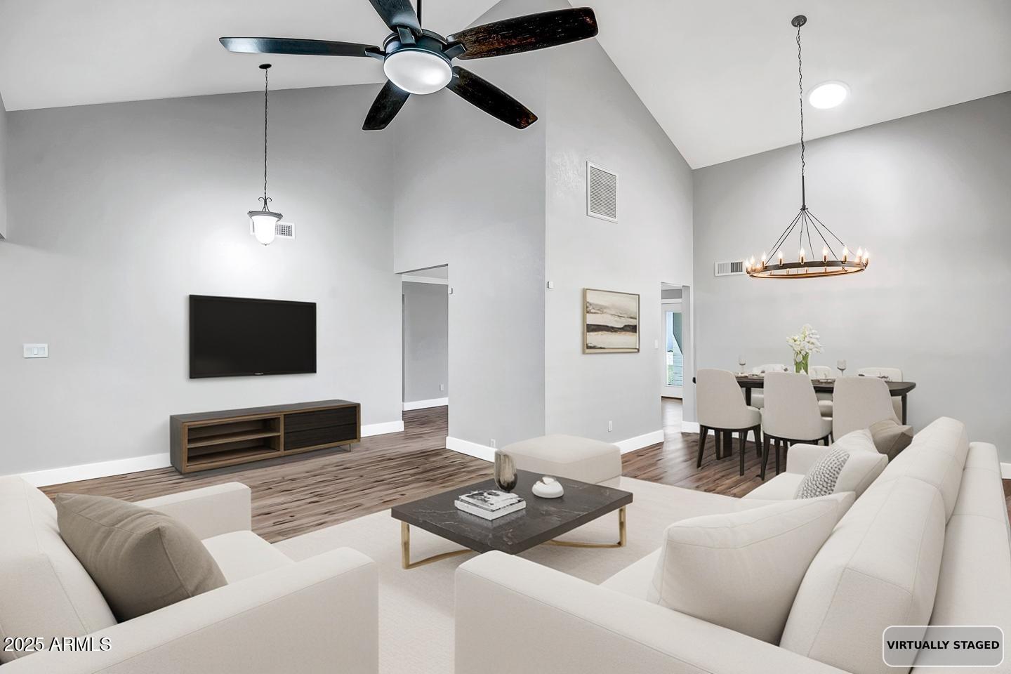 3144 W JUNIPER Avenue