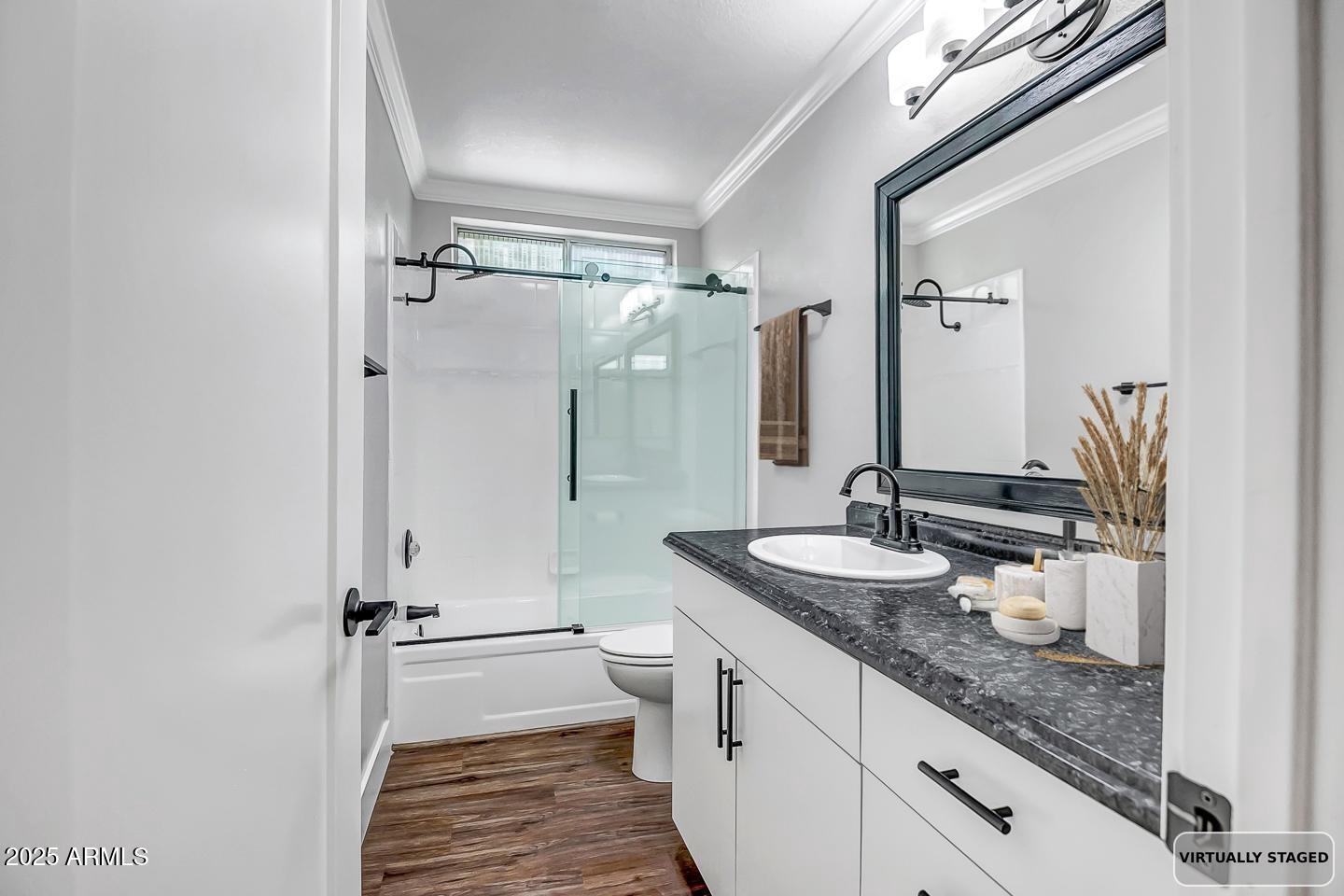 3144 W JUNIPER Avenue