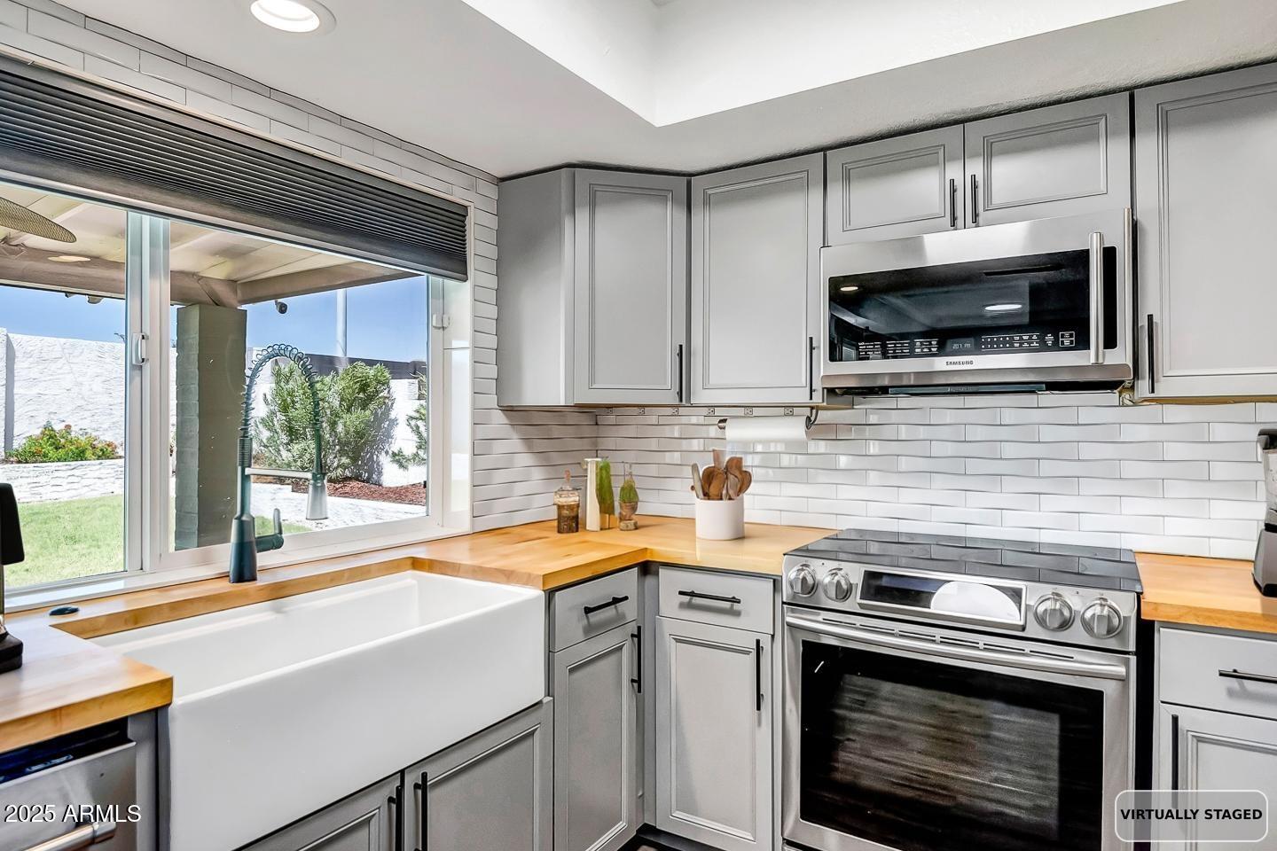 3144 W JUNIPER Avenue