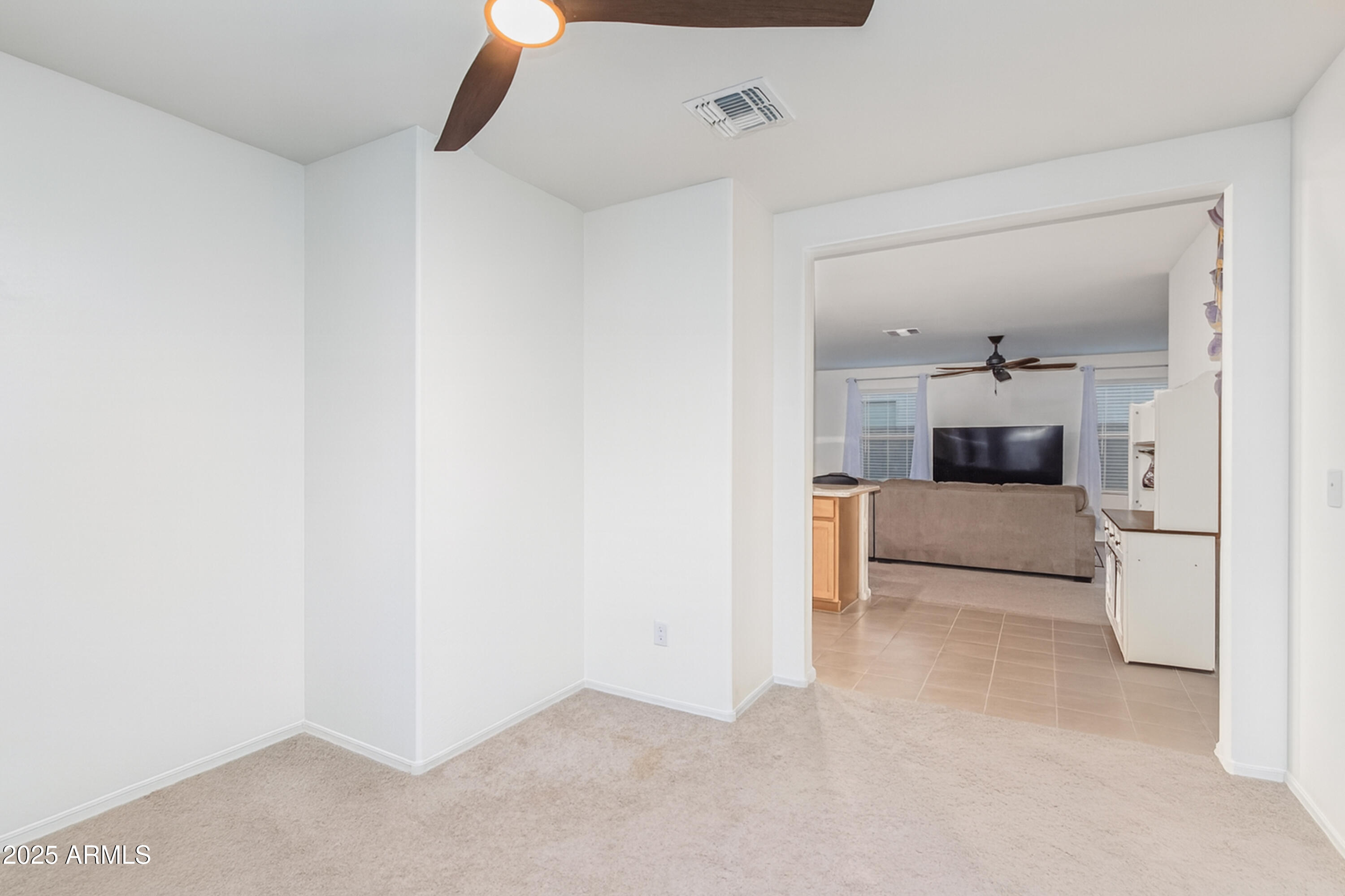 2535 W LA SALLE Street