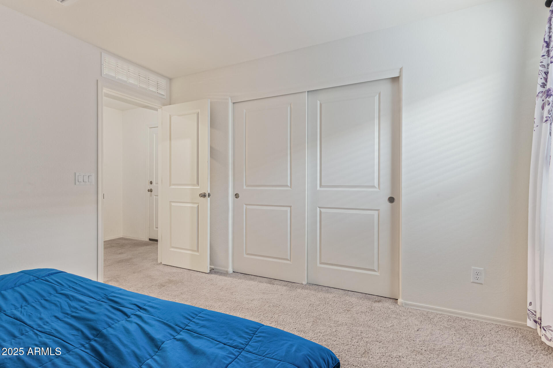 2535 W LA SALLE Street