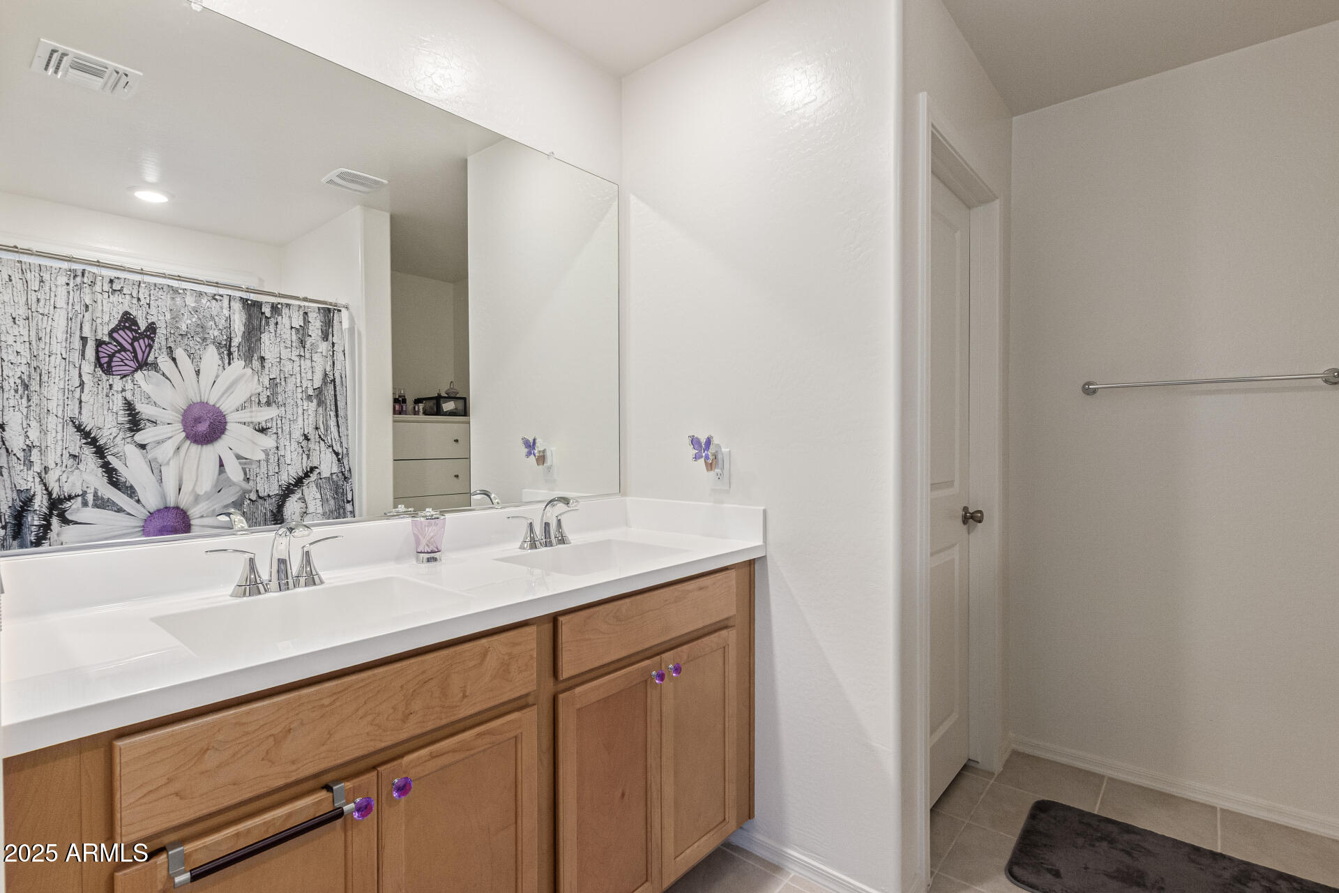 2535 W LA SALLE Street