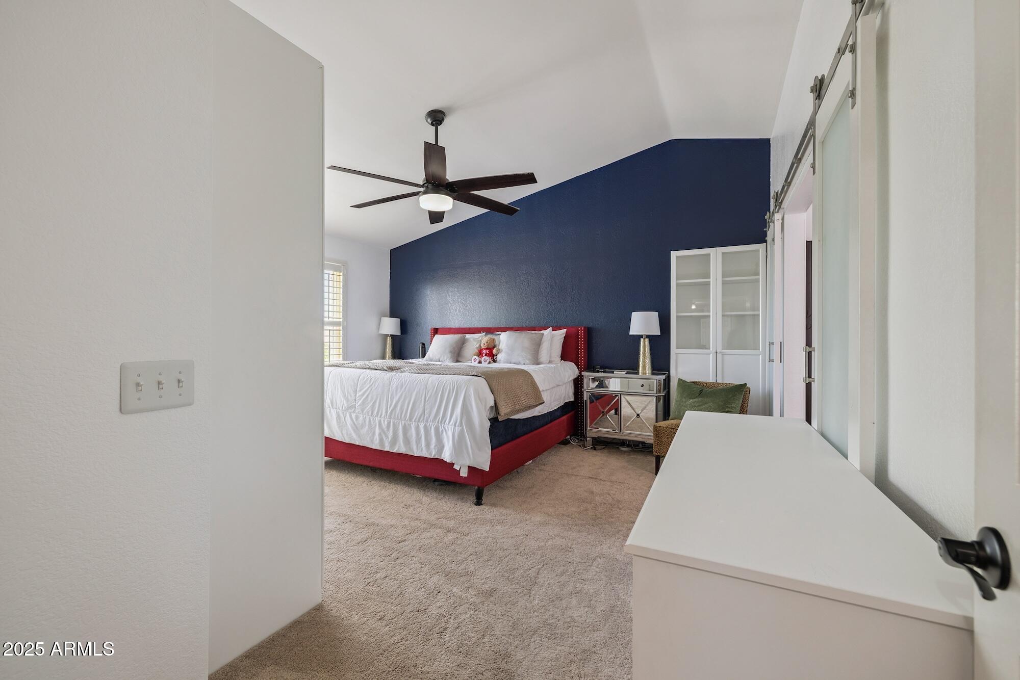 3921 E DESERT FLOWER Lane