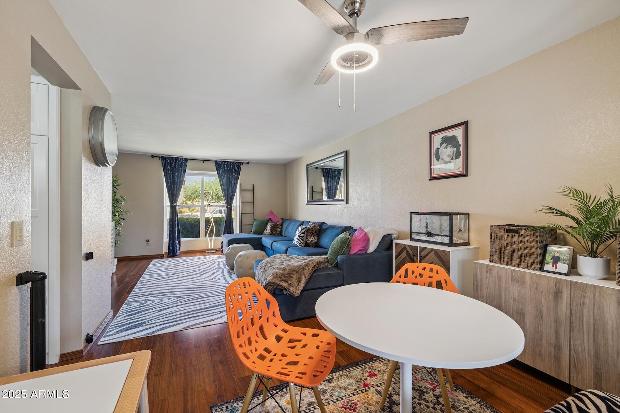 3921 E DESERT FLOWER Lane