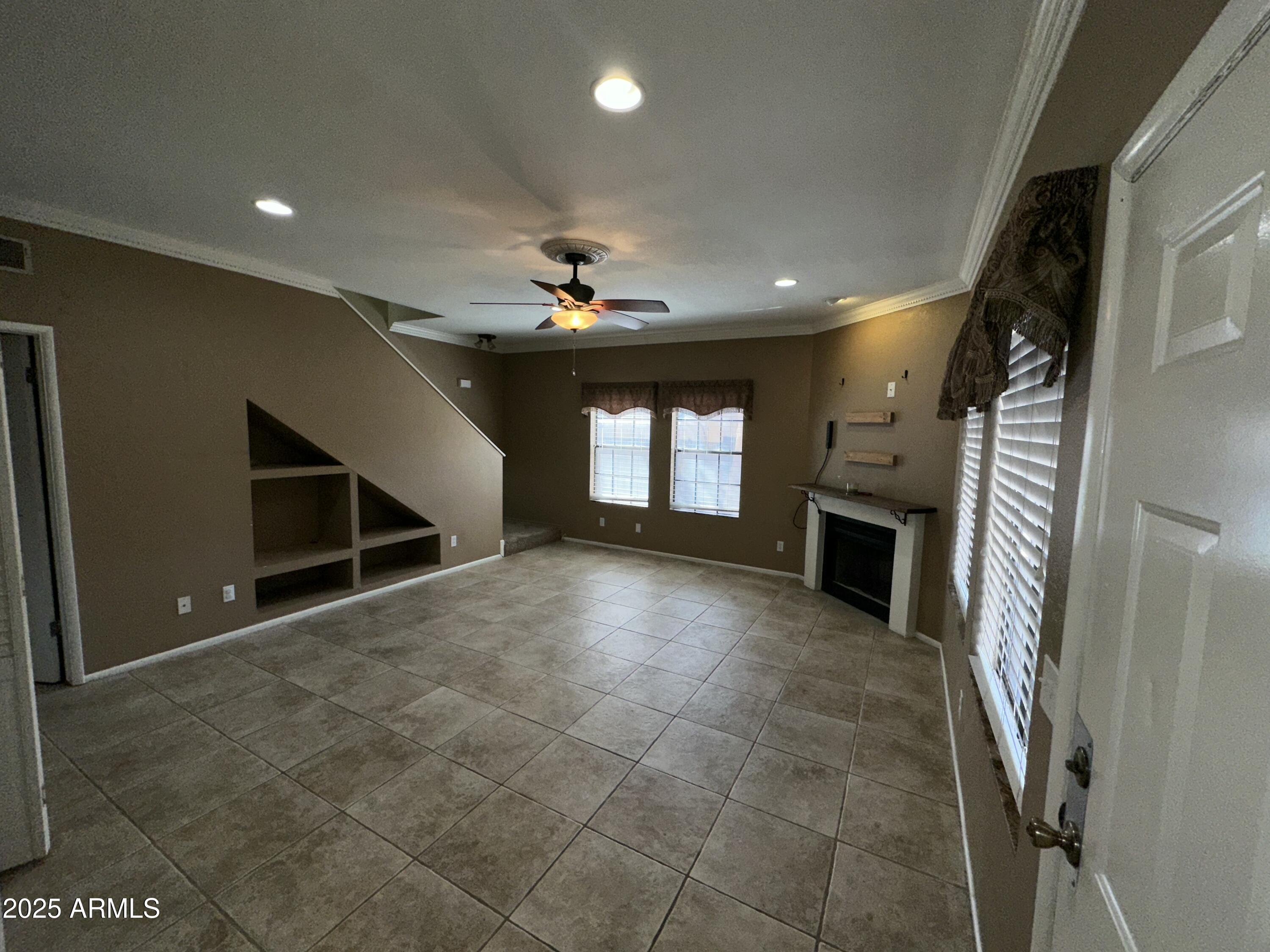 1245 W 1ST Street, 123