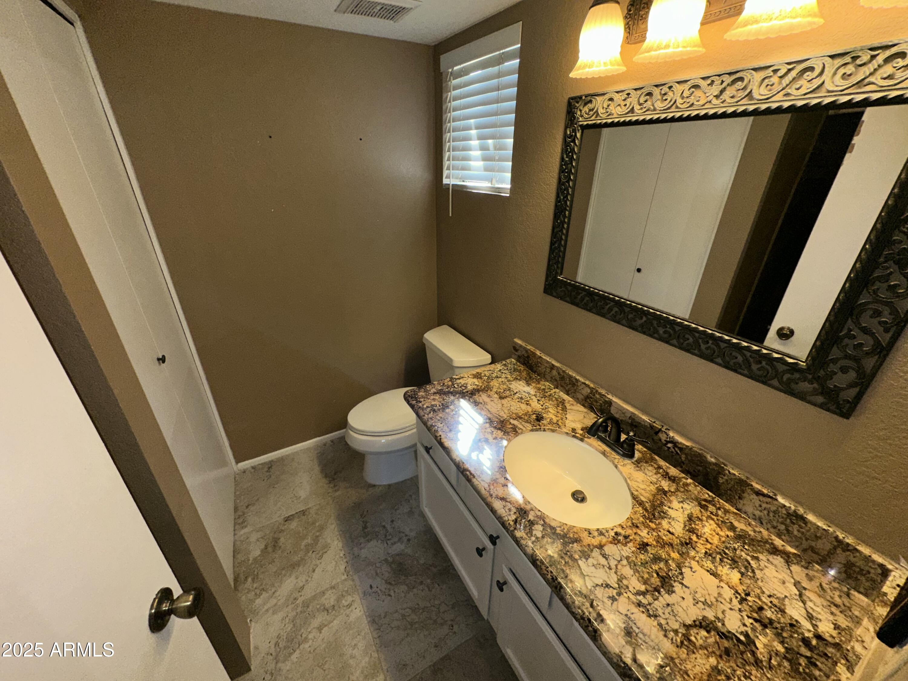 1245 W 1ST Street, 123