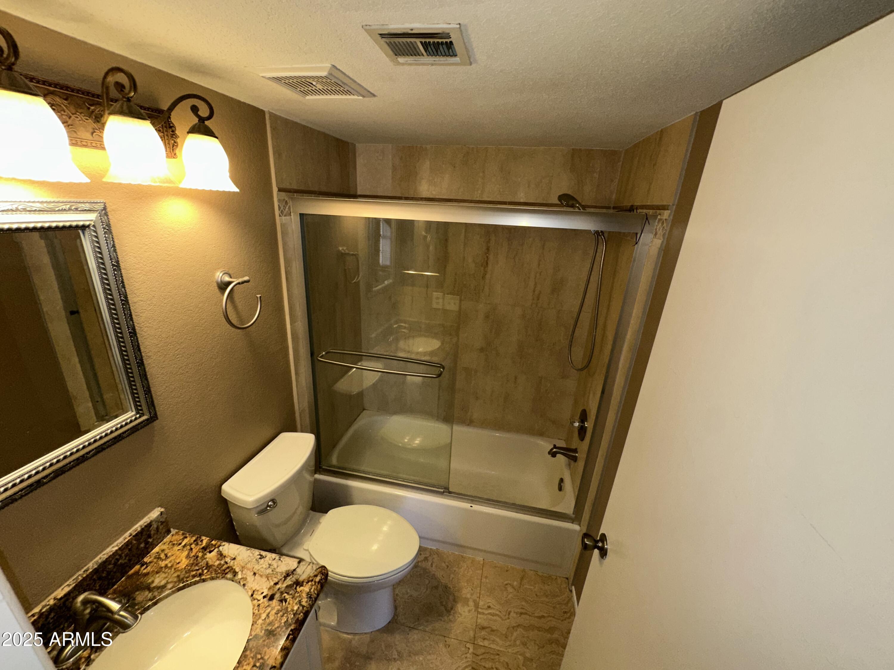 1245 W 1ST Street, 123