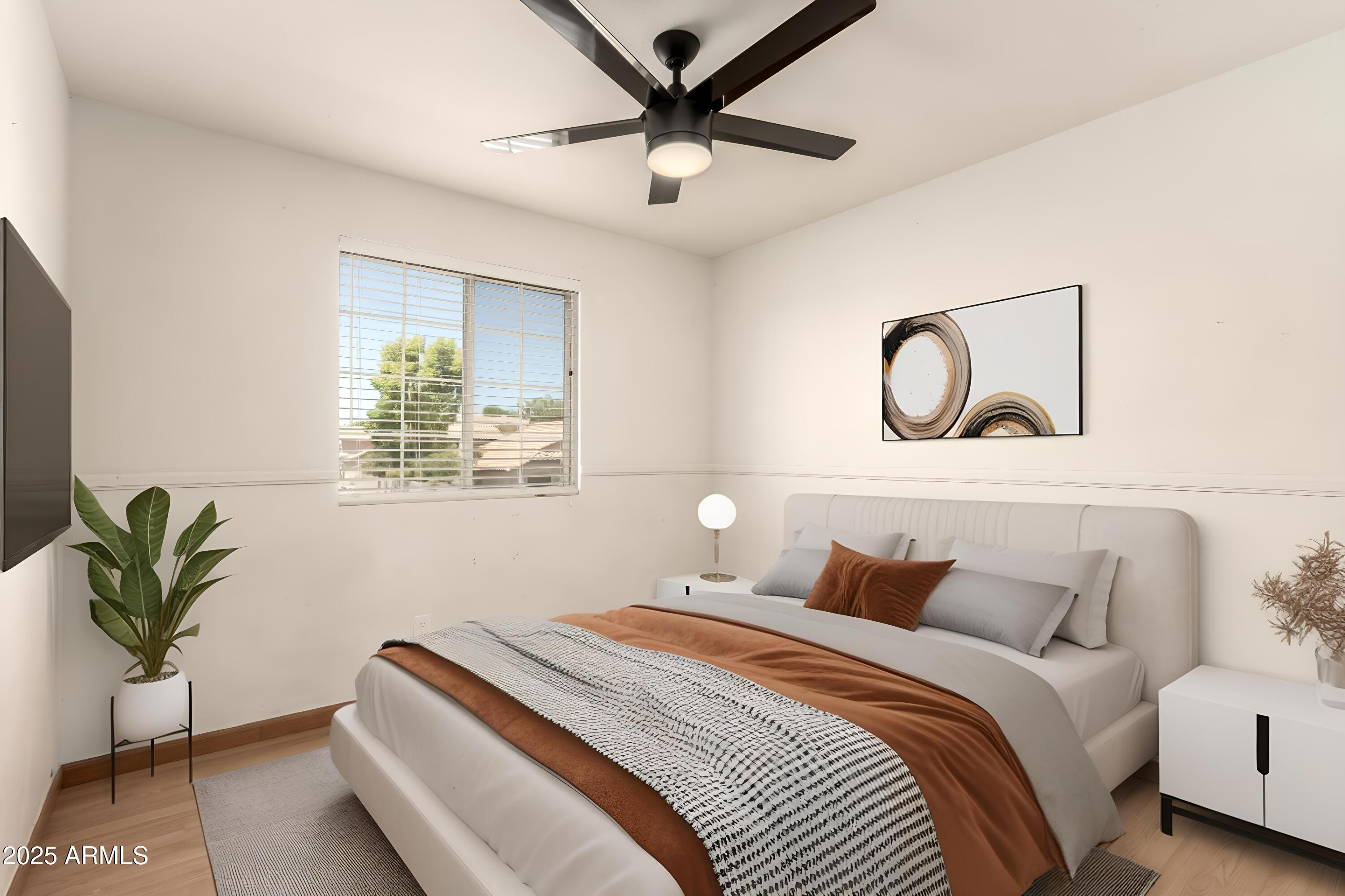 1241 E BLUEFIELD Avenue