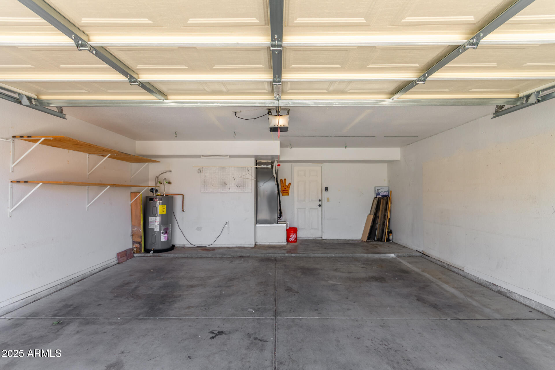 1241 E BLUEFIELD Avenue