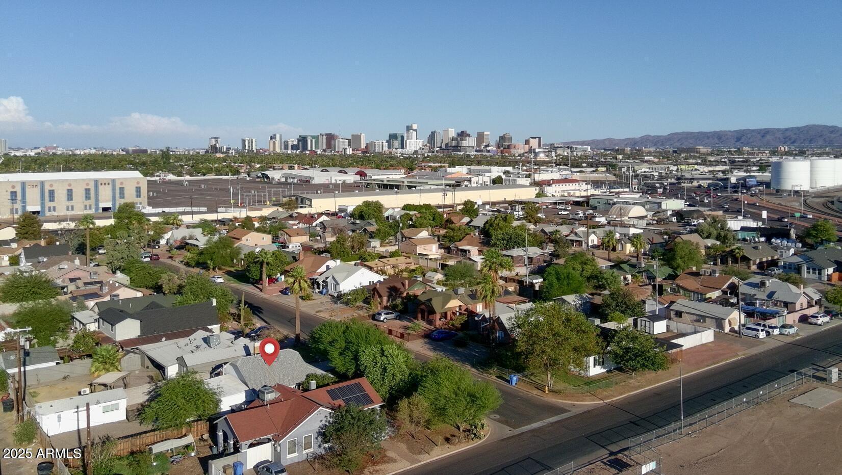537 W POSADA Avenue