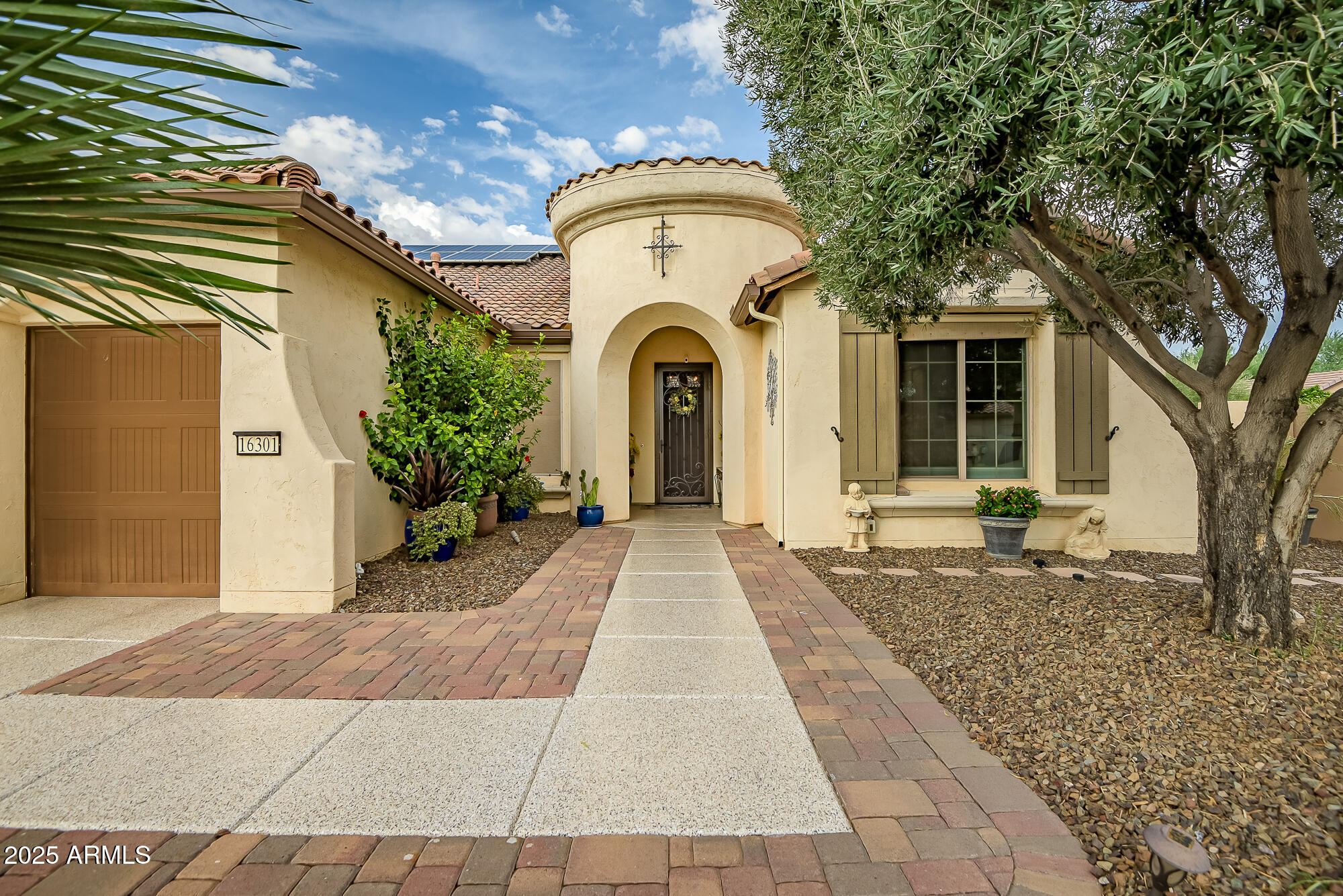 16301 W FLOWER Court