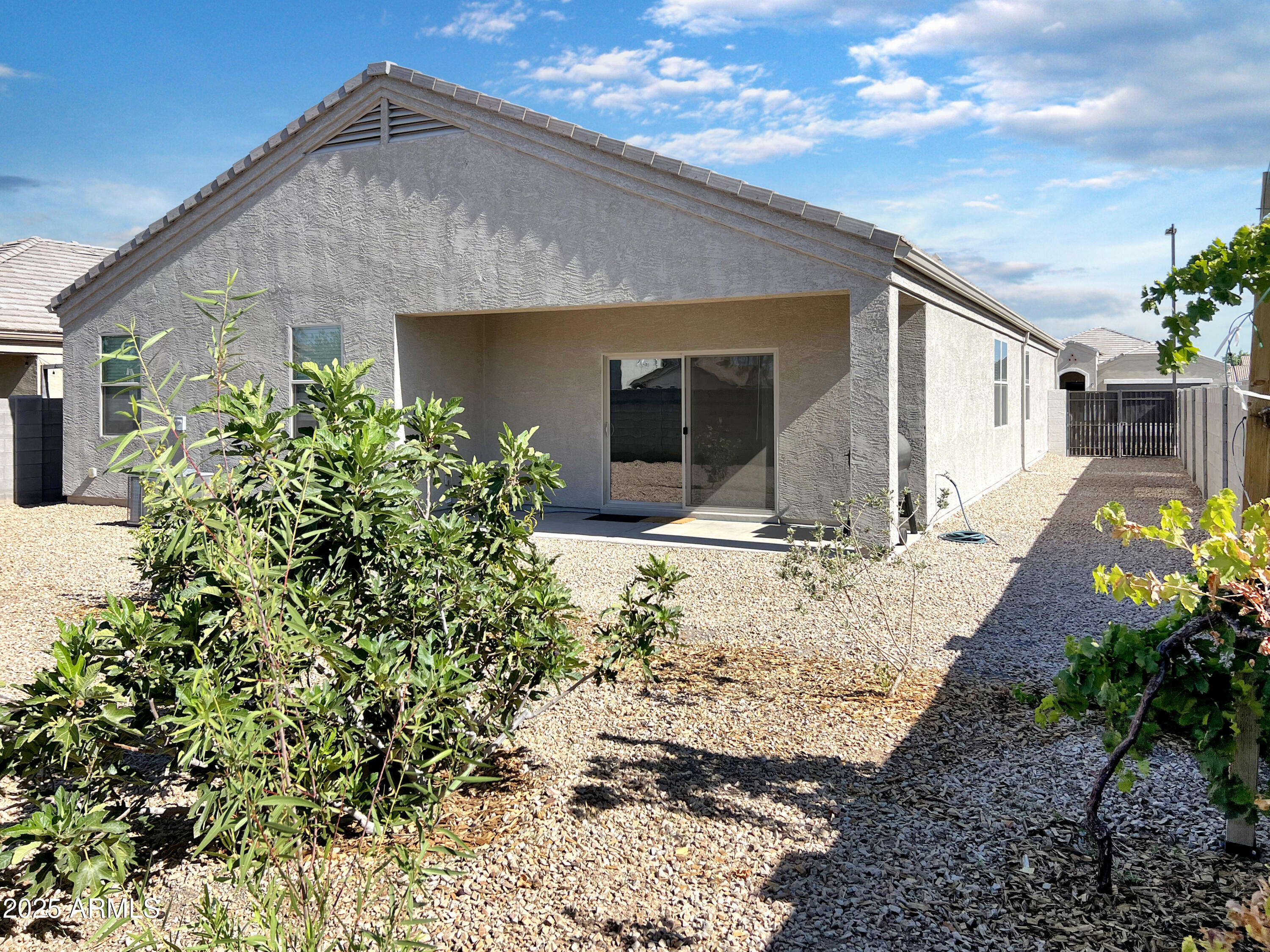 10313 E MARIGOLD Lane