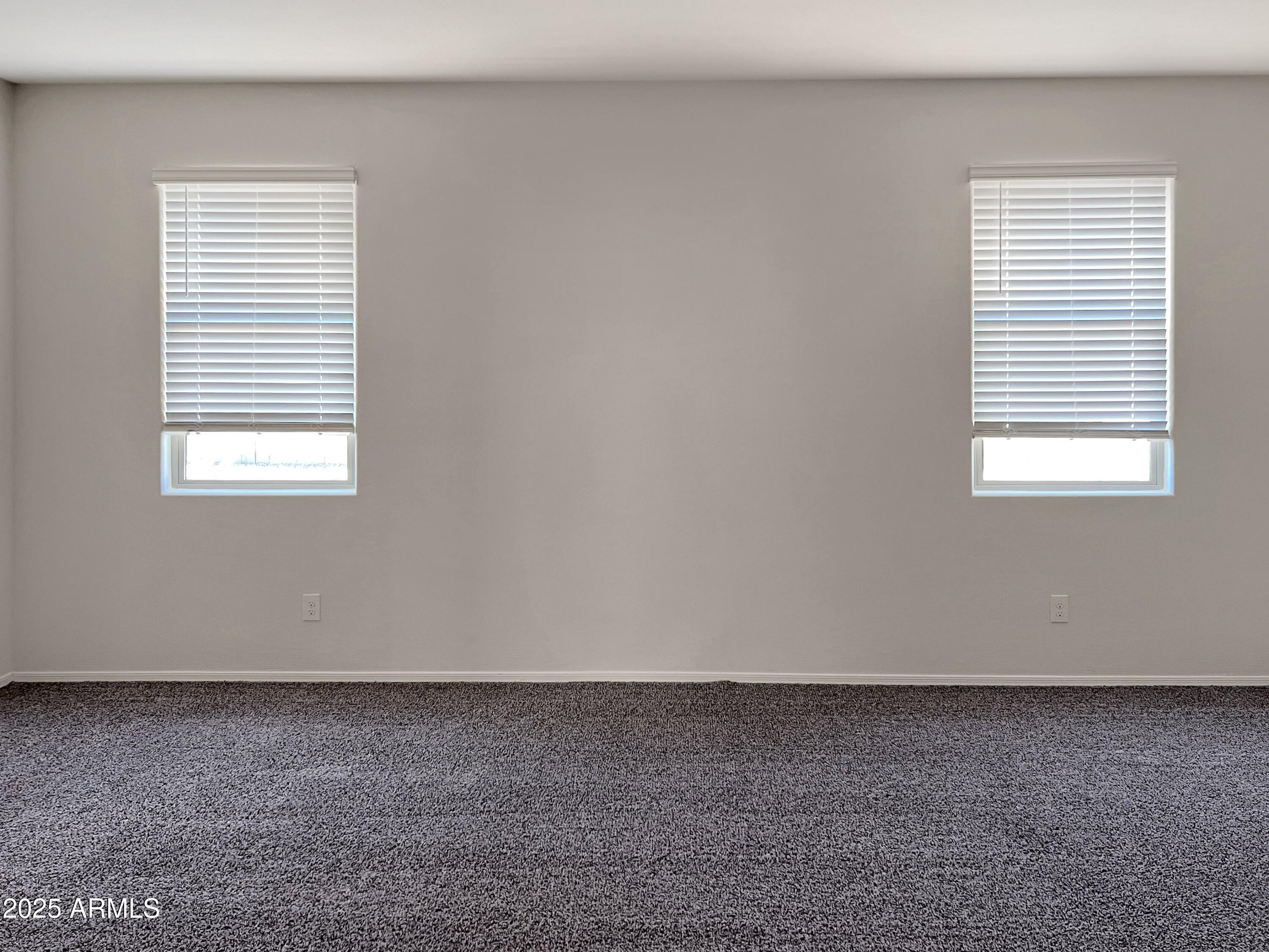 10313 E MARIGOLD Lane