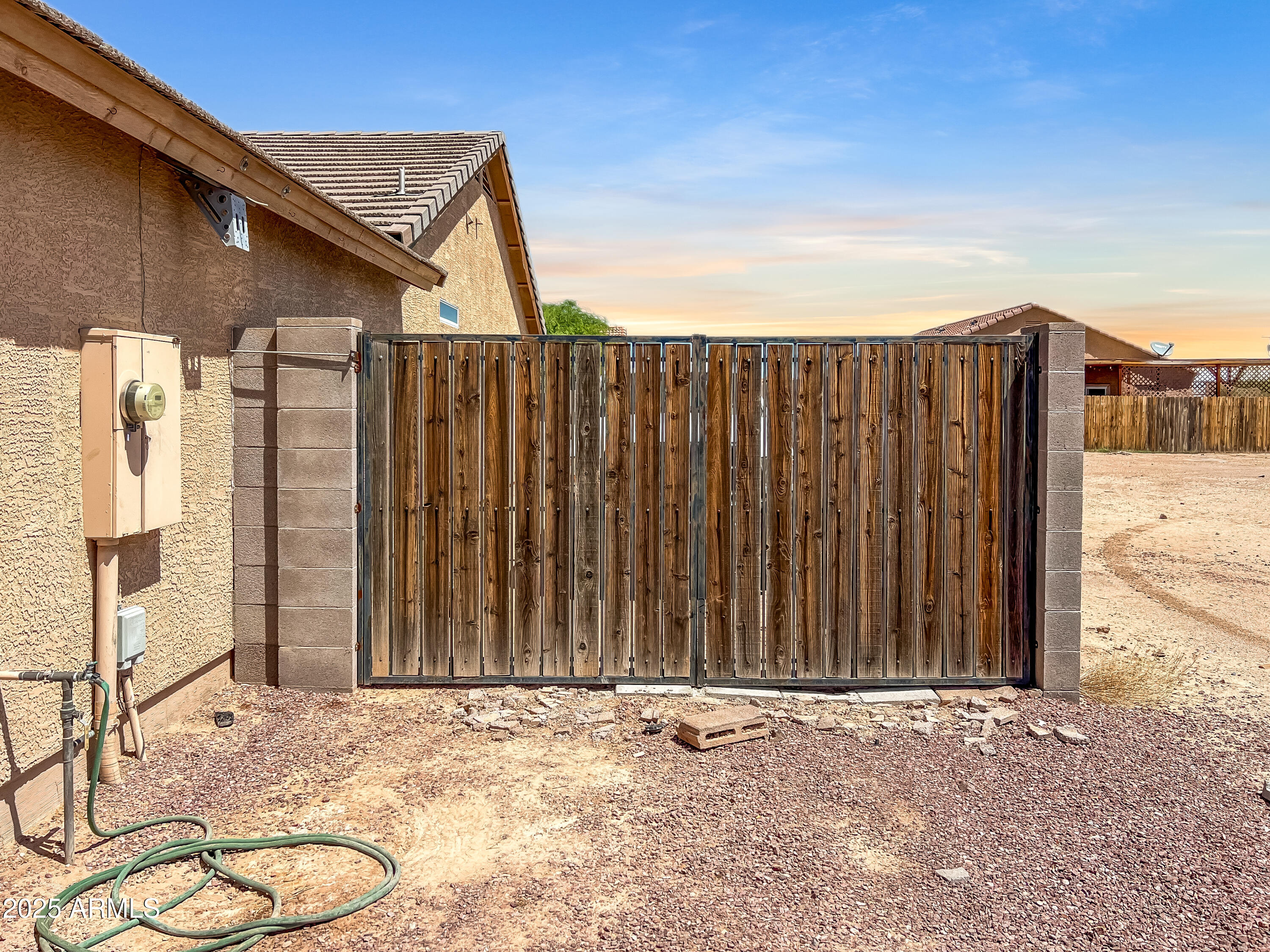 9792 W CAMELIA Drive