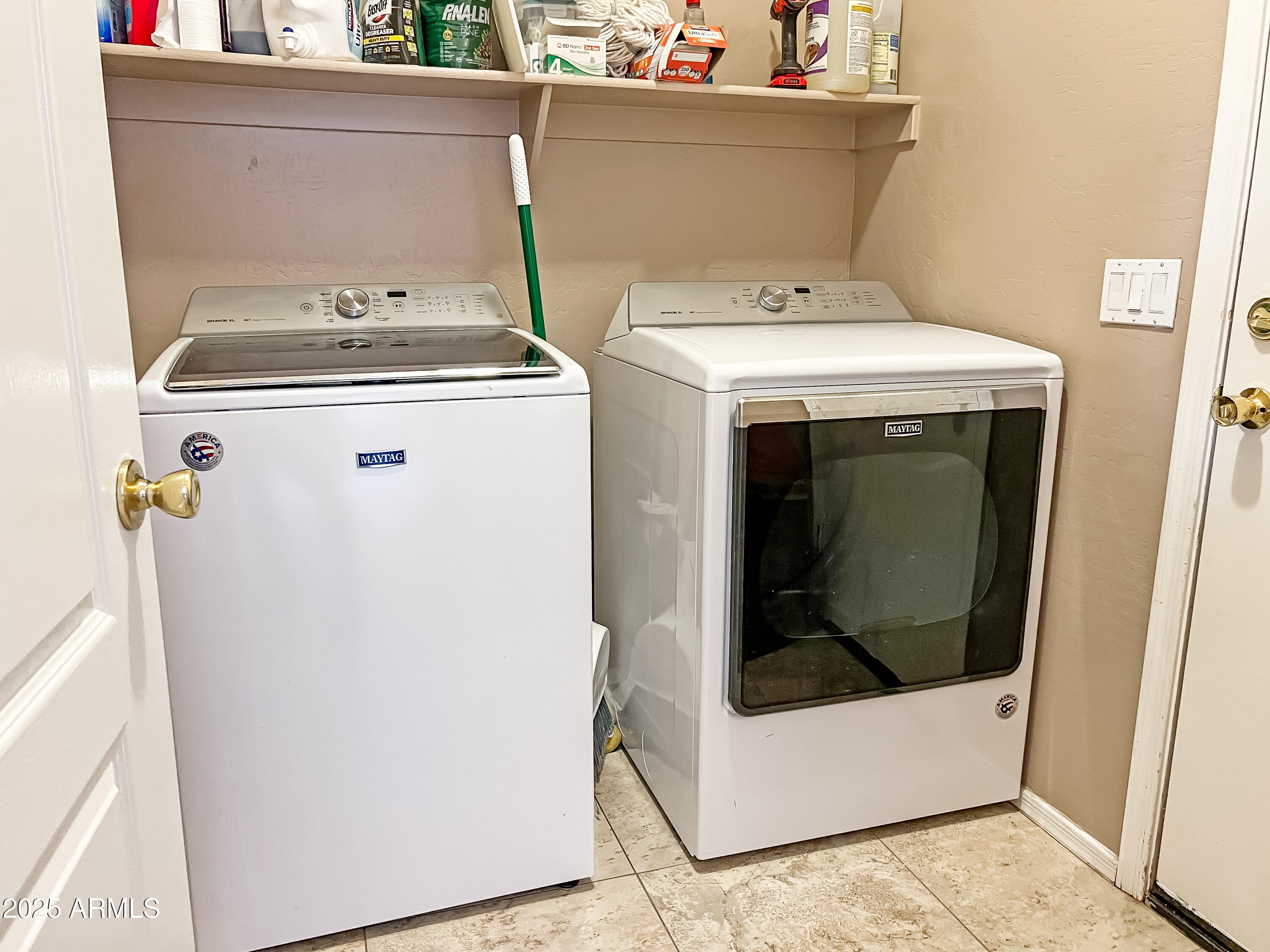 9792 W CAMELIA Drive