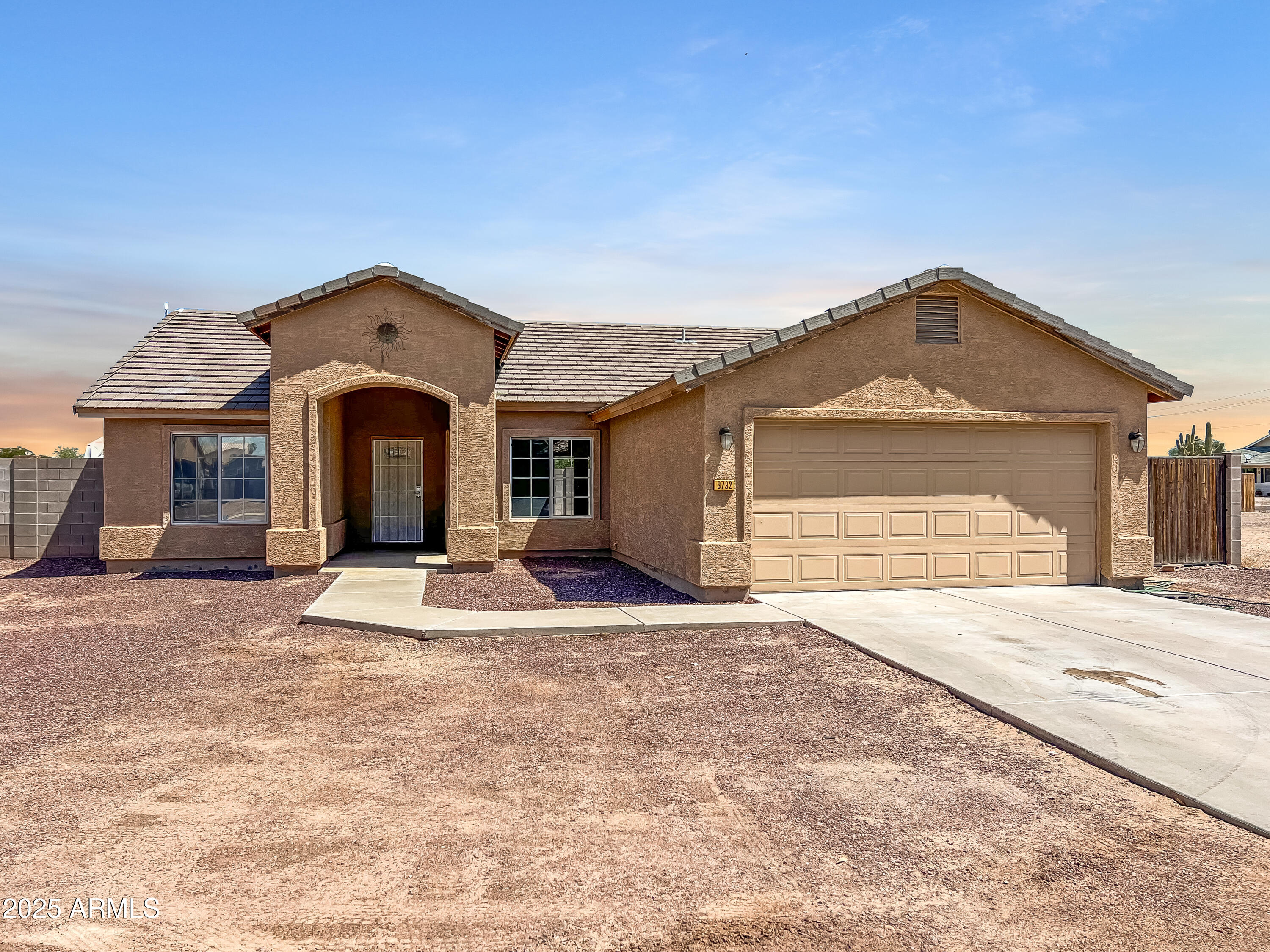 9792 W CAMELIA Drive