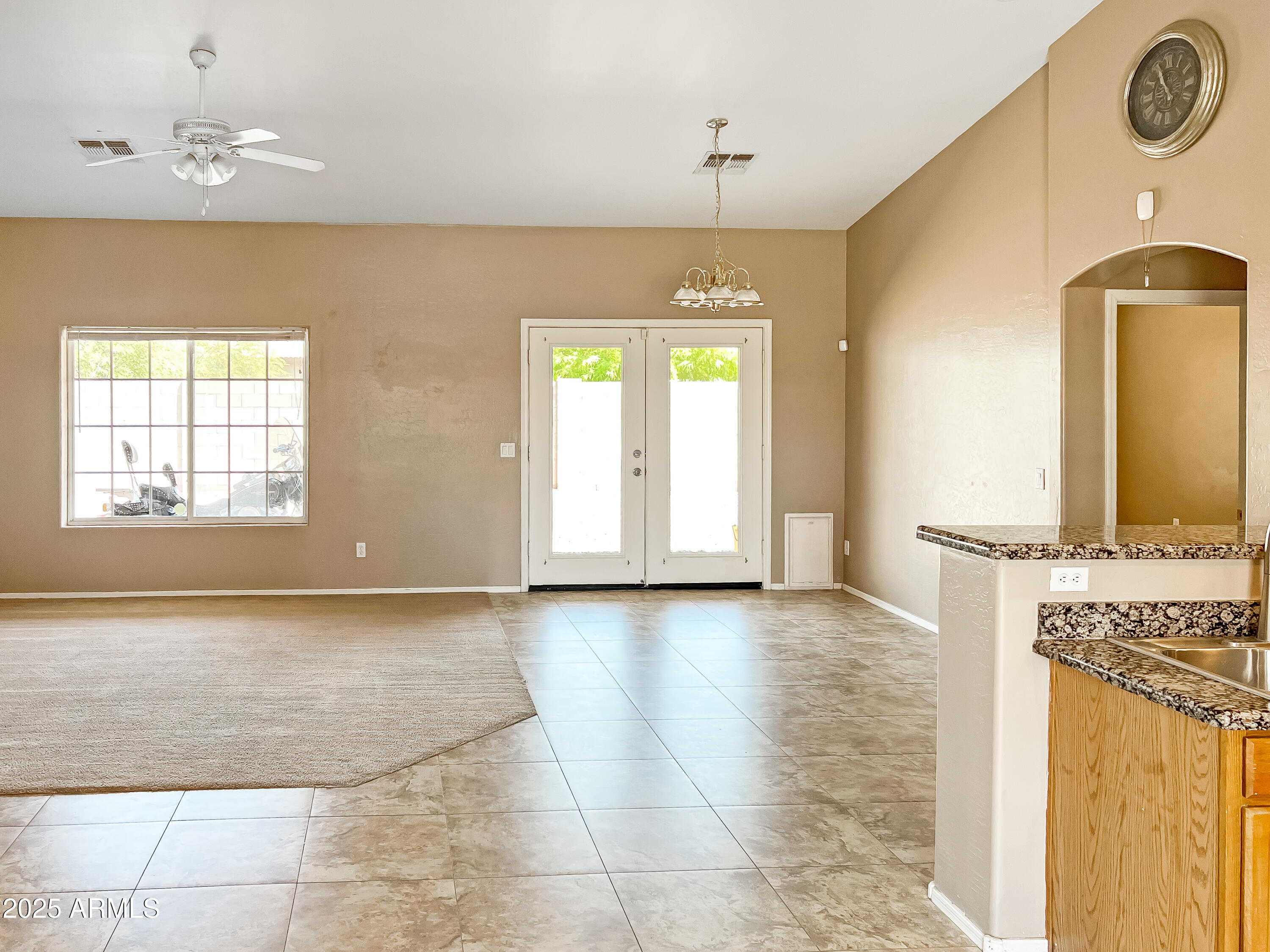 9792 W CAMELIA Drive