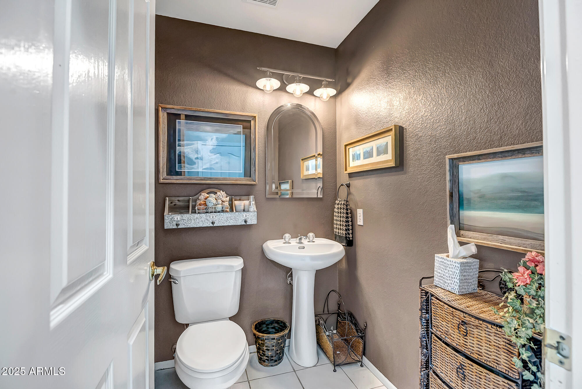 22009 N VIA DE LA CABALLA