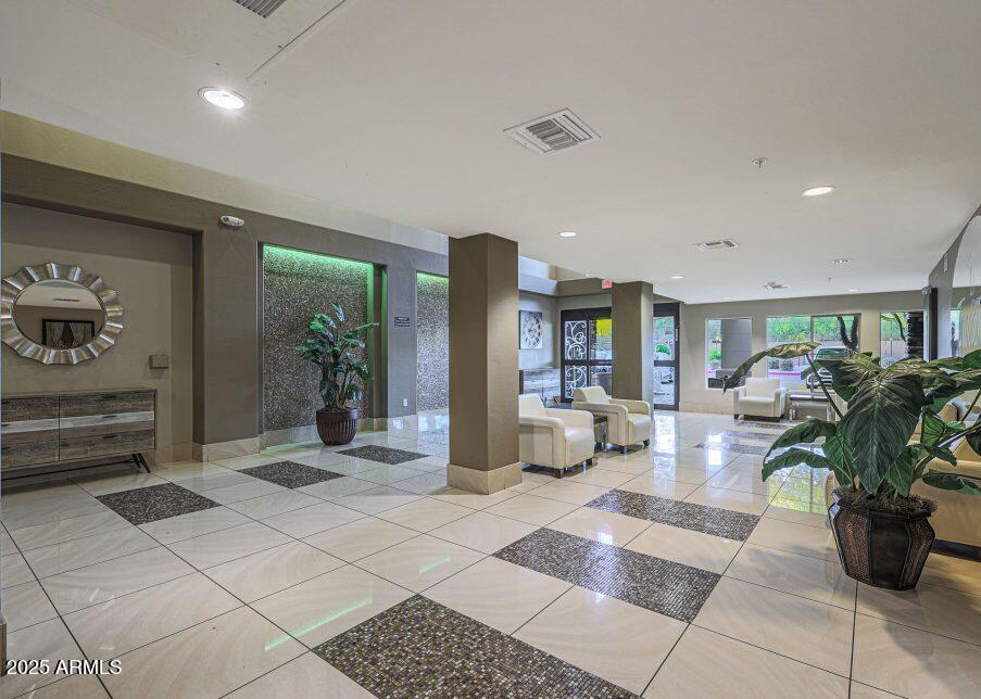 5450 E DEER VALLEY Drive, 2191