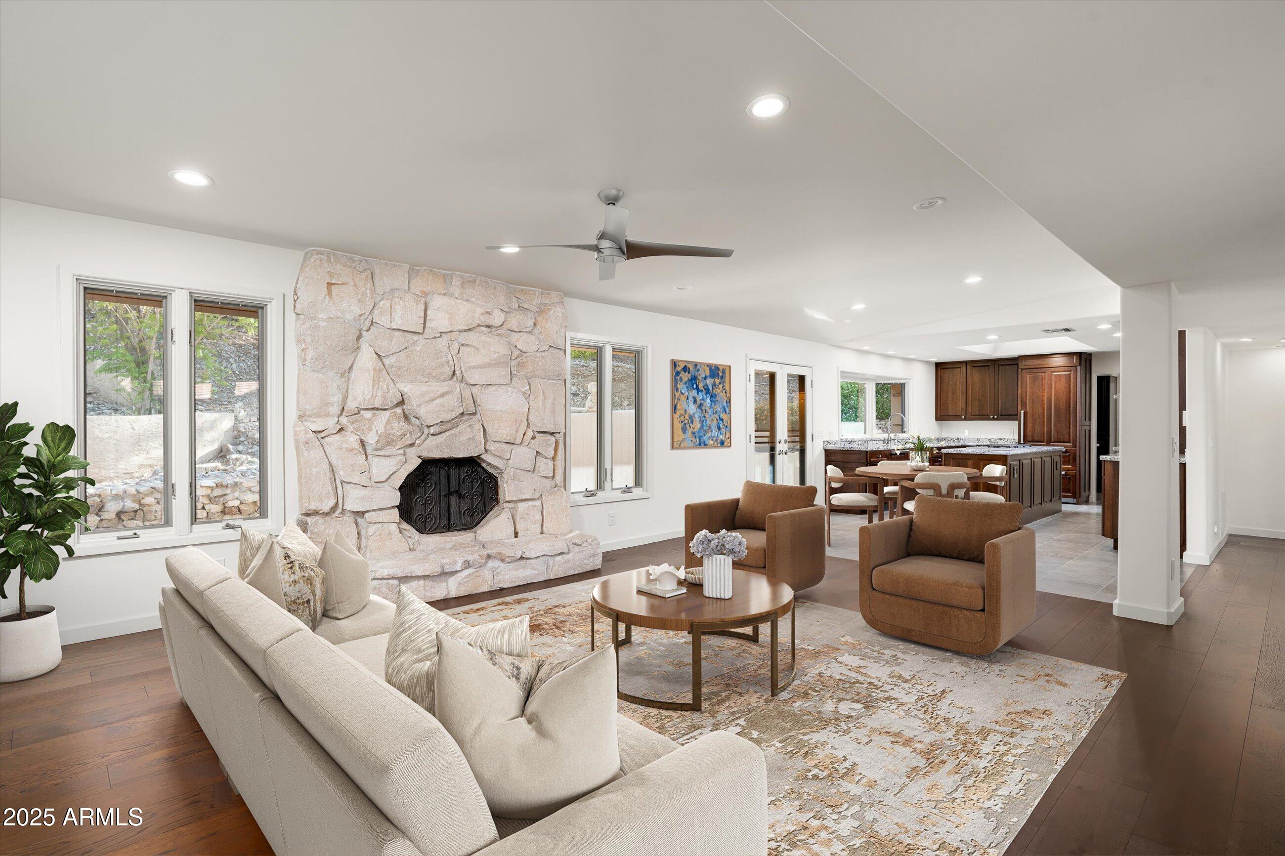 7147 N RED LEDGE Drive