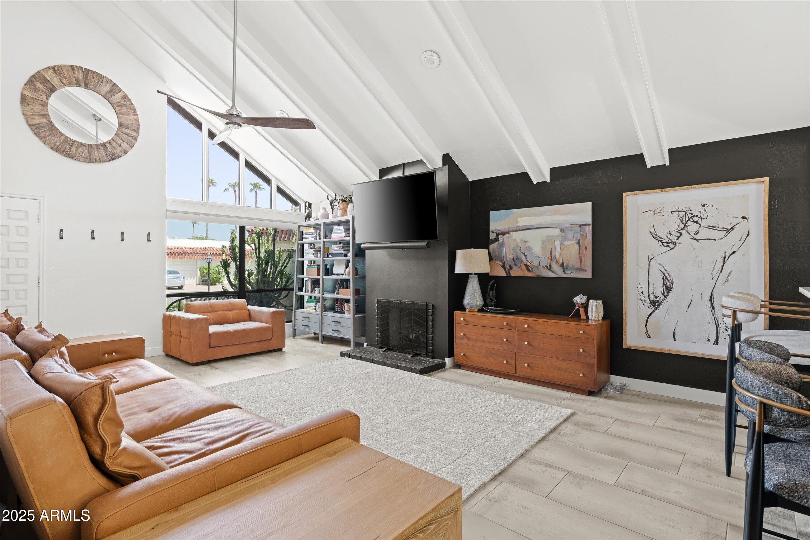 5754 N SCOTTSDALE Road