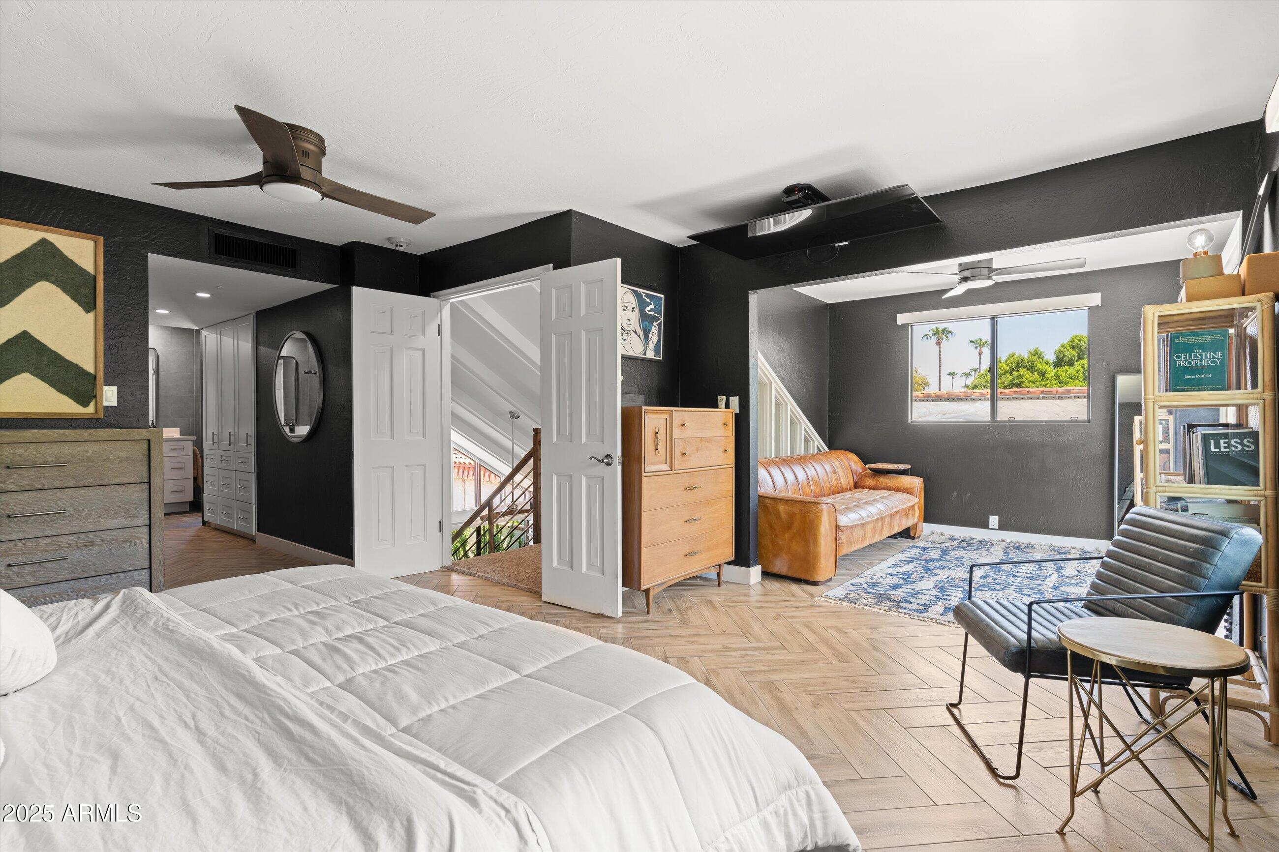 5754 N SCOTTSDALE Road