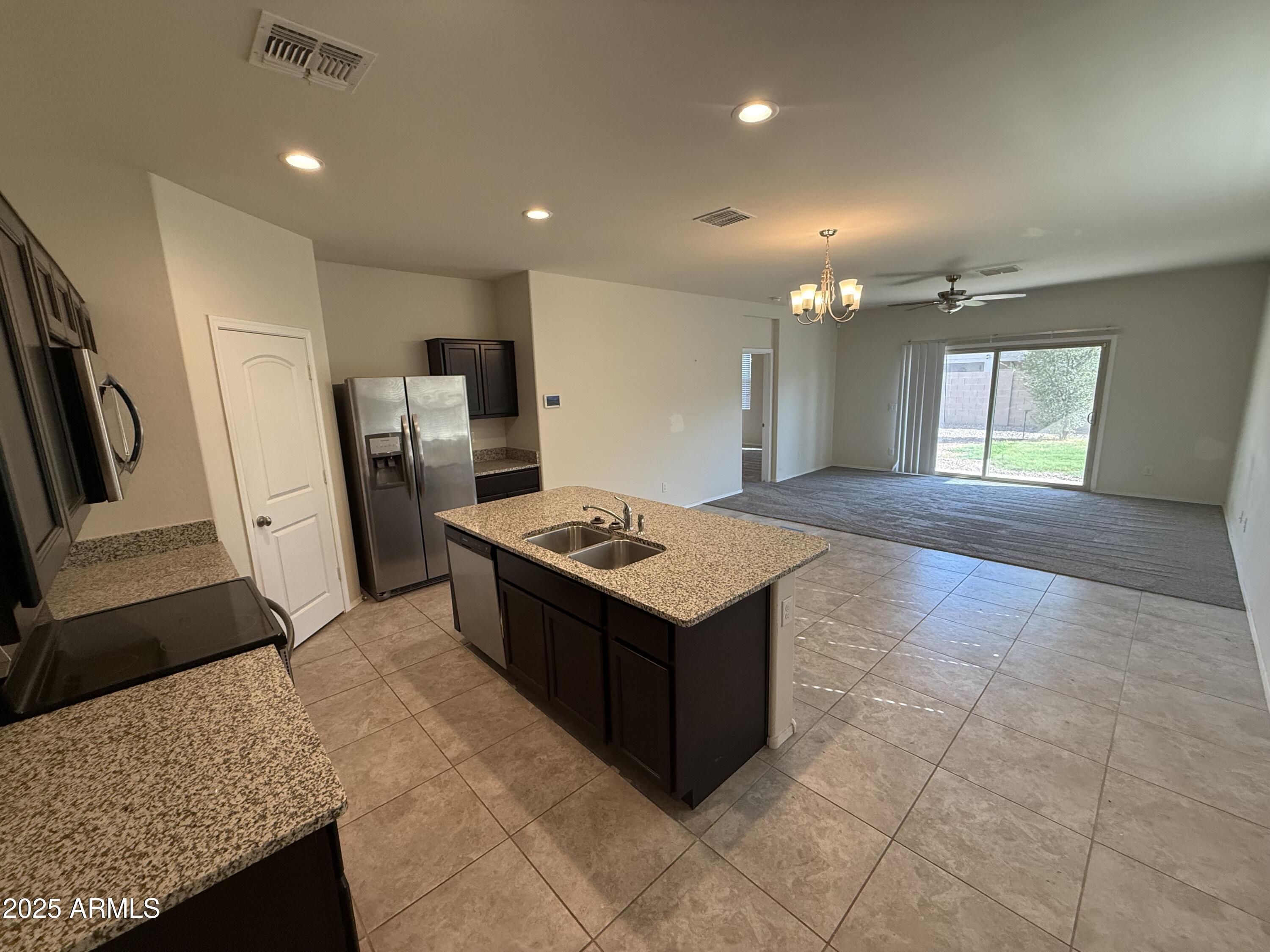 4729 E CHROMIUM Road