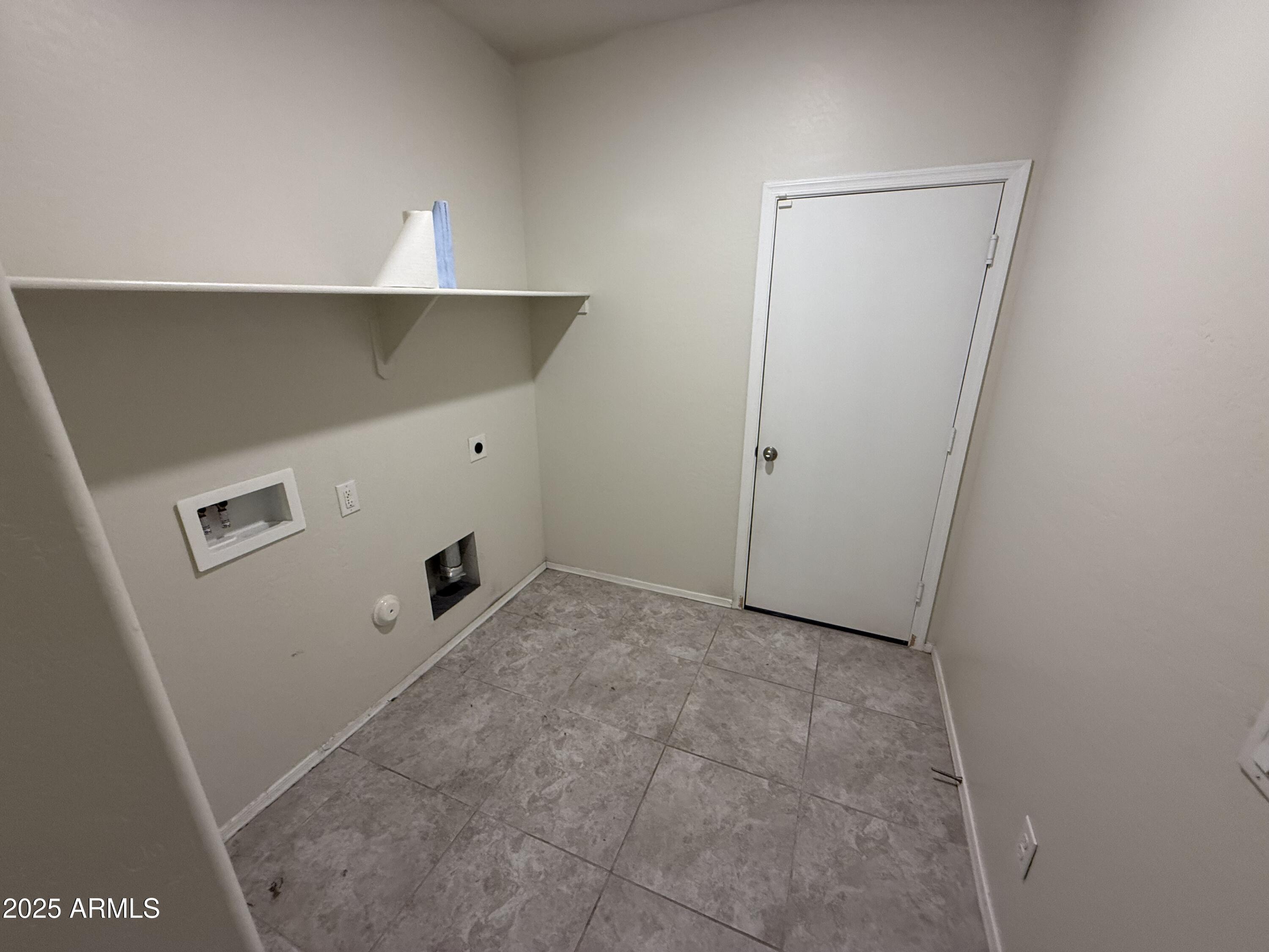 4729 E CHROMIUM Road