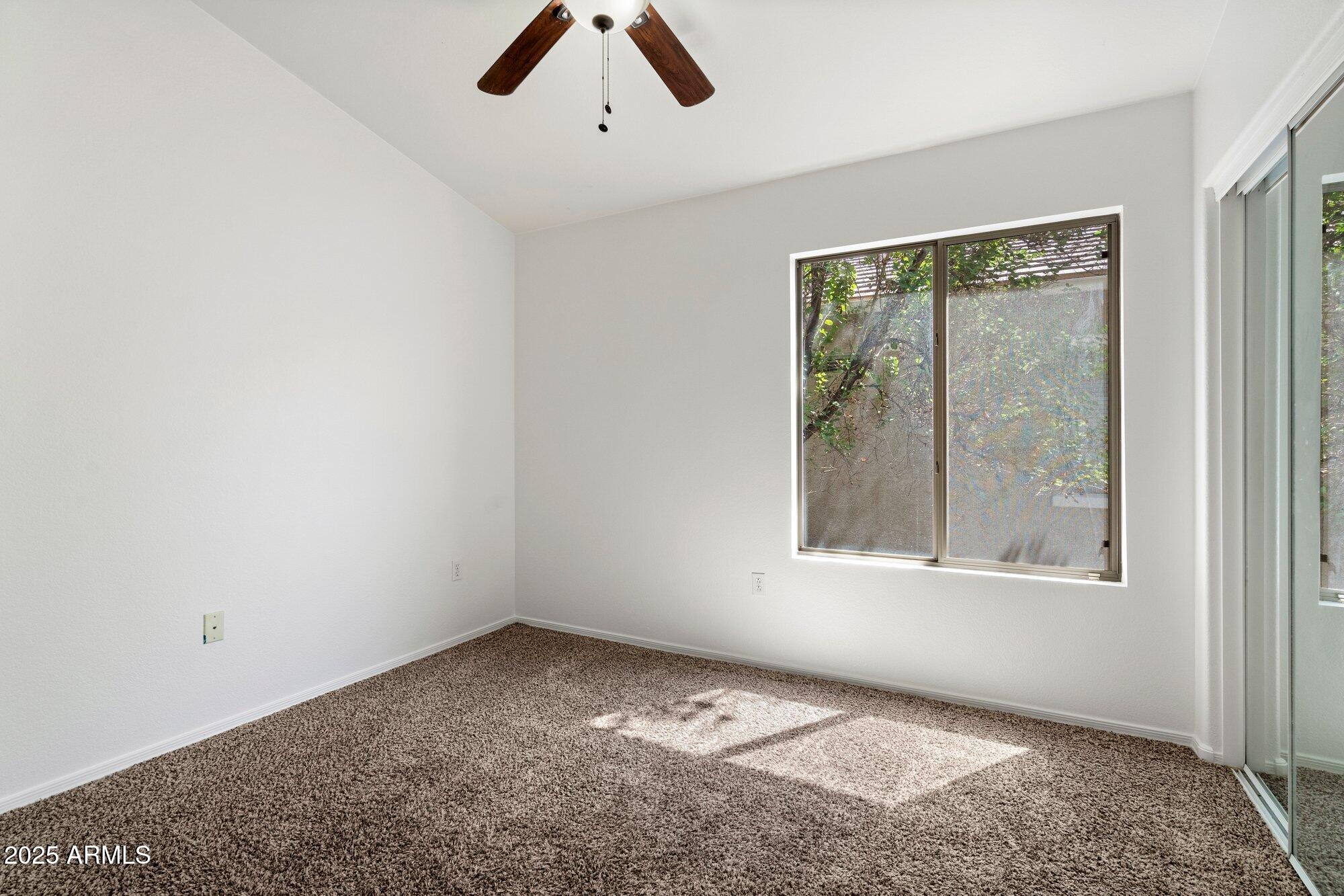 2150 W ALAMEDA Road, 1292