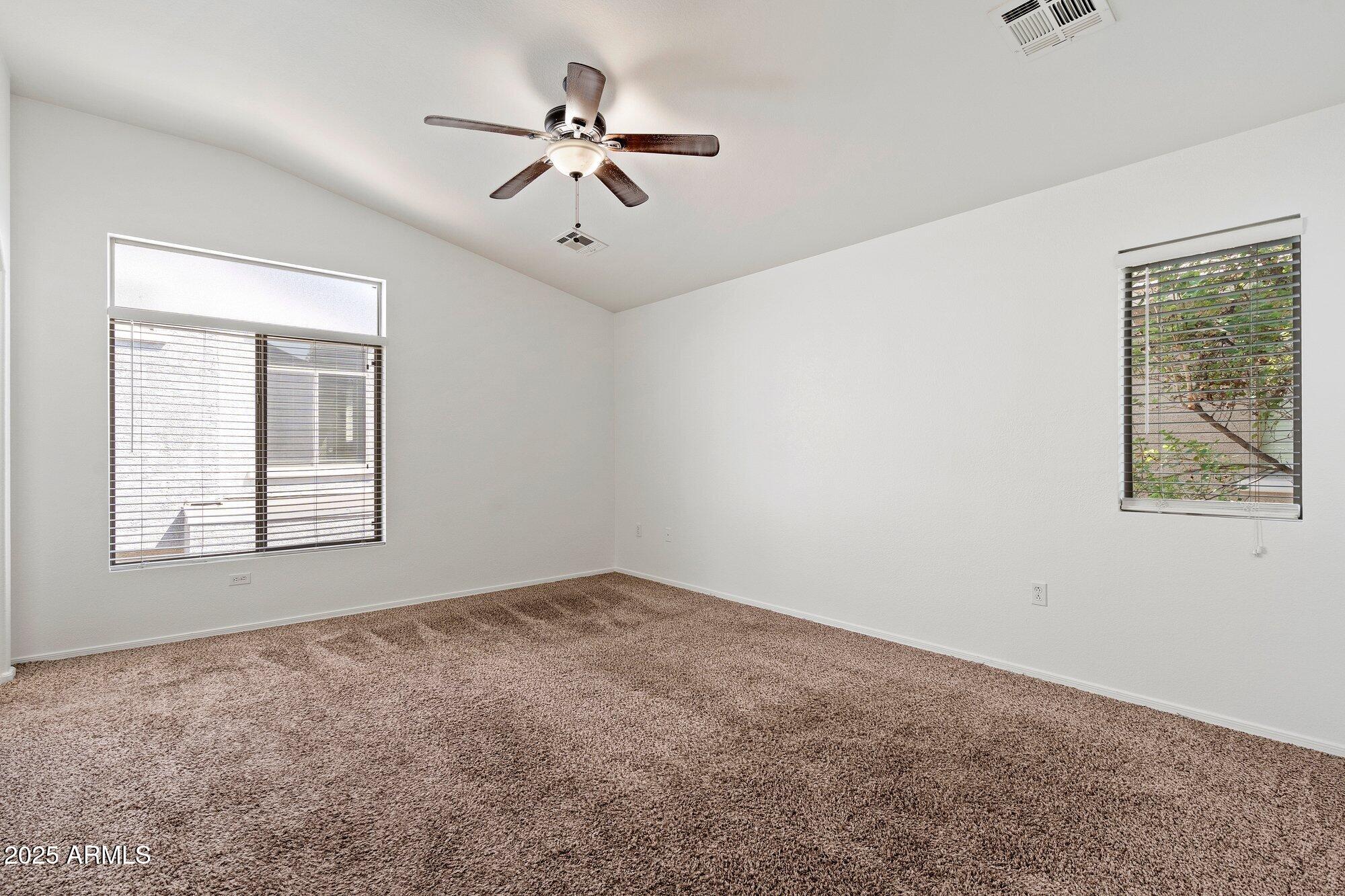 2150 W ALAMEDA Road, 1292