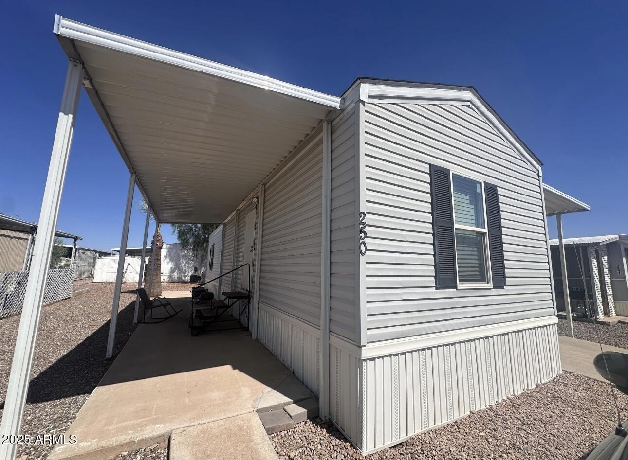 8401 N 67TH Avenue, 250