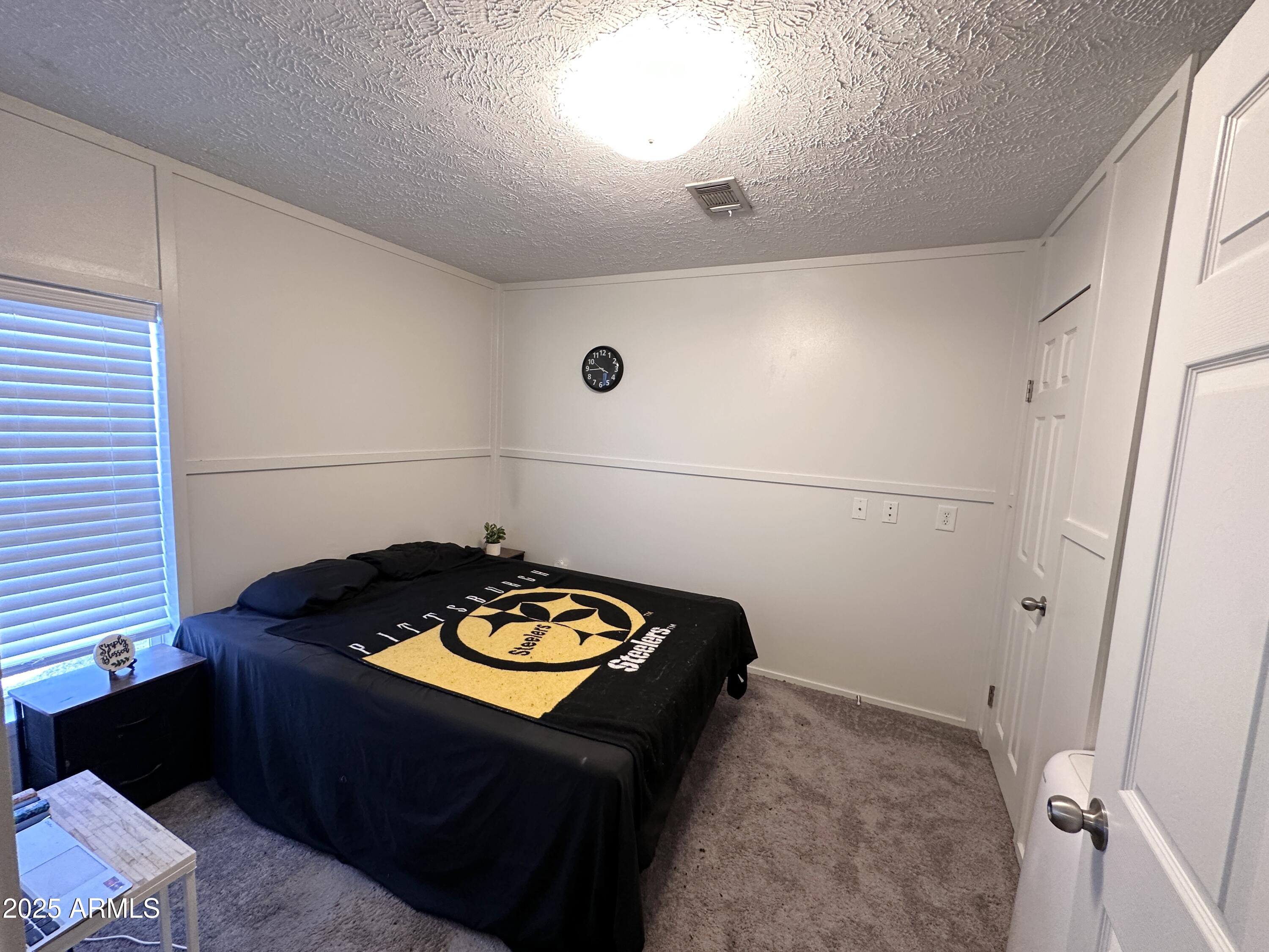 8401 N 67TH Avenue, 250