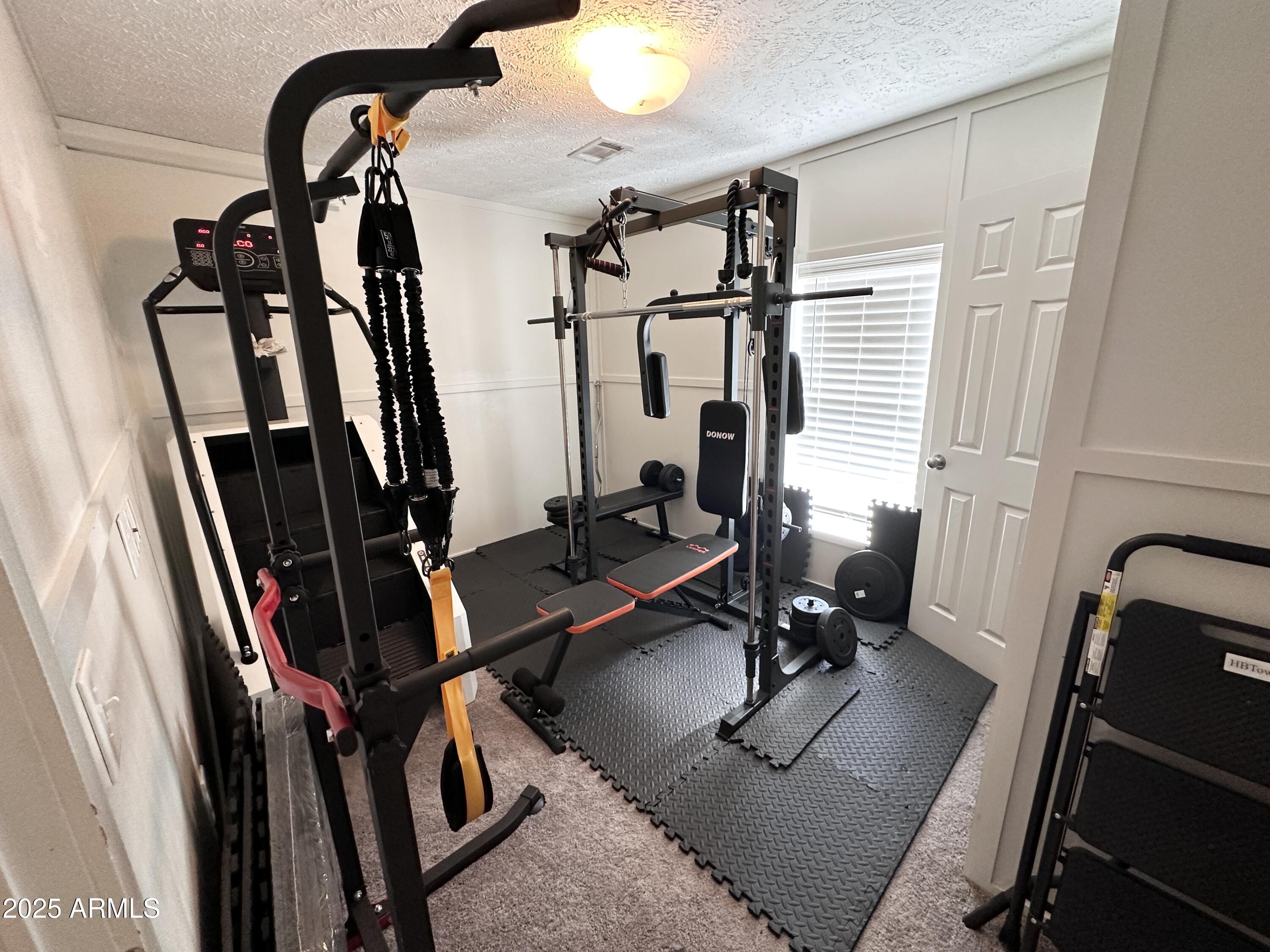 8401 N 67TH Avenue, 250