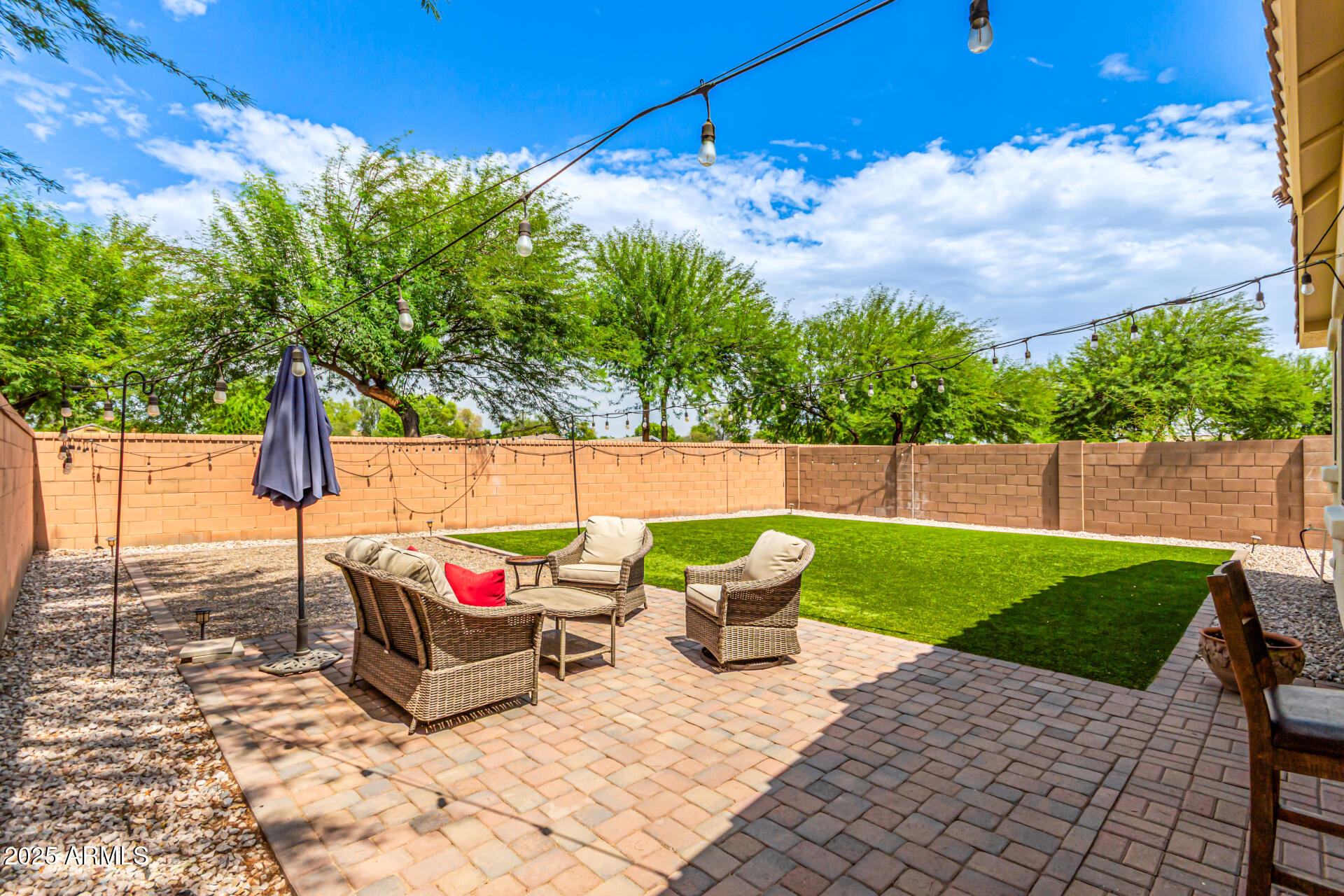 4152 E WOODSIDE Court