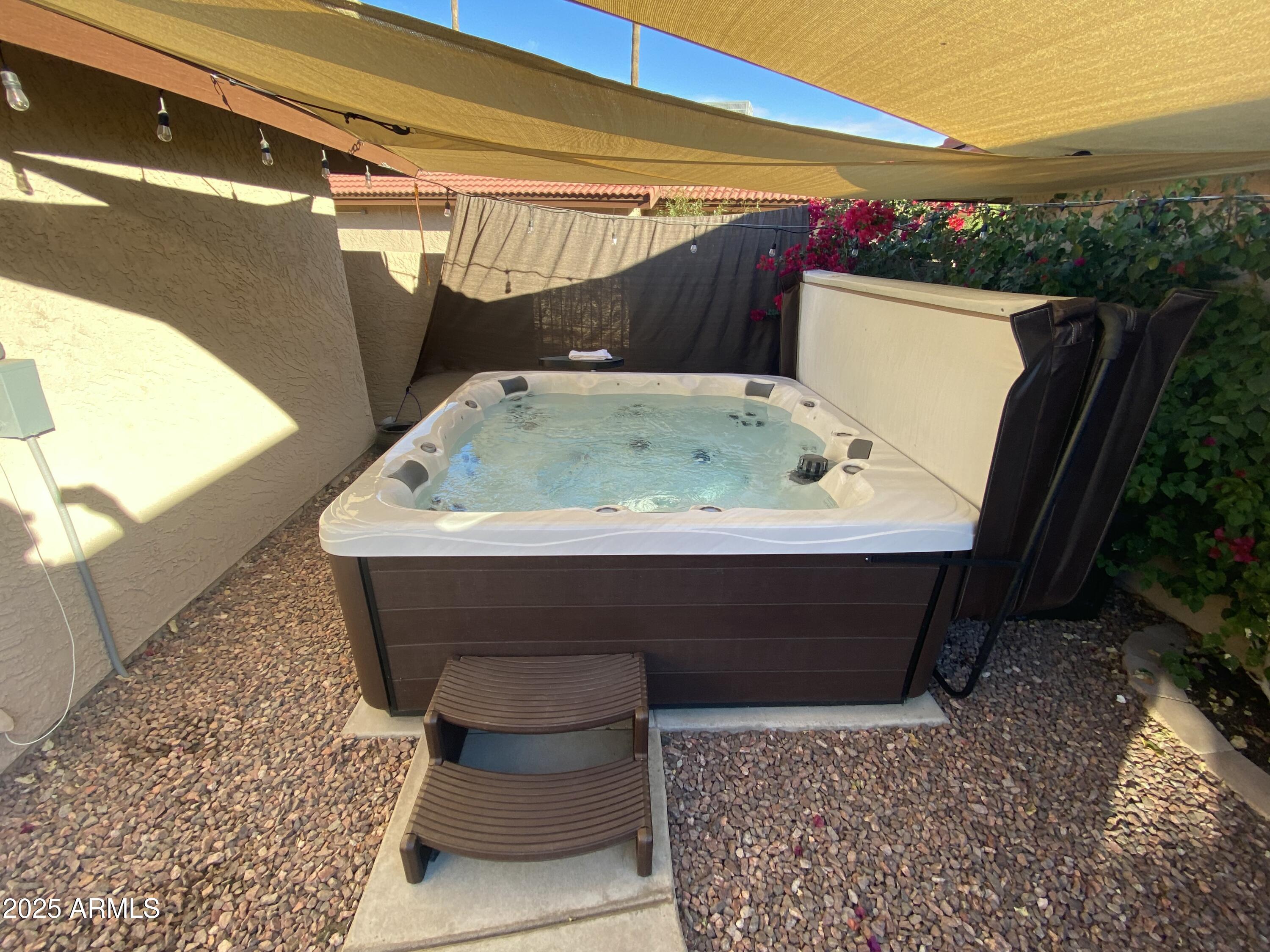 5220 E TUNDER Circle