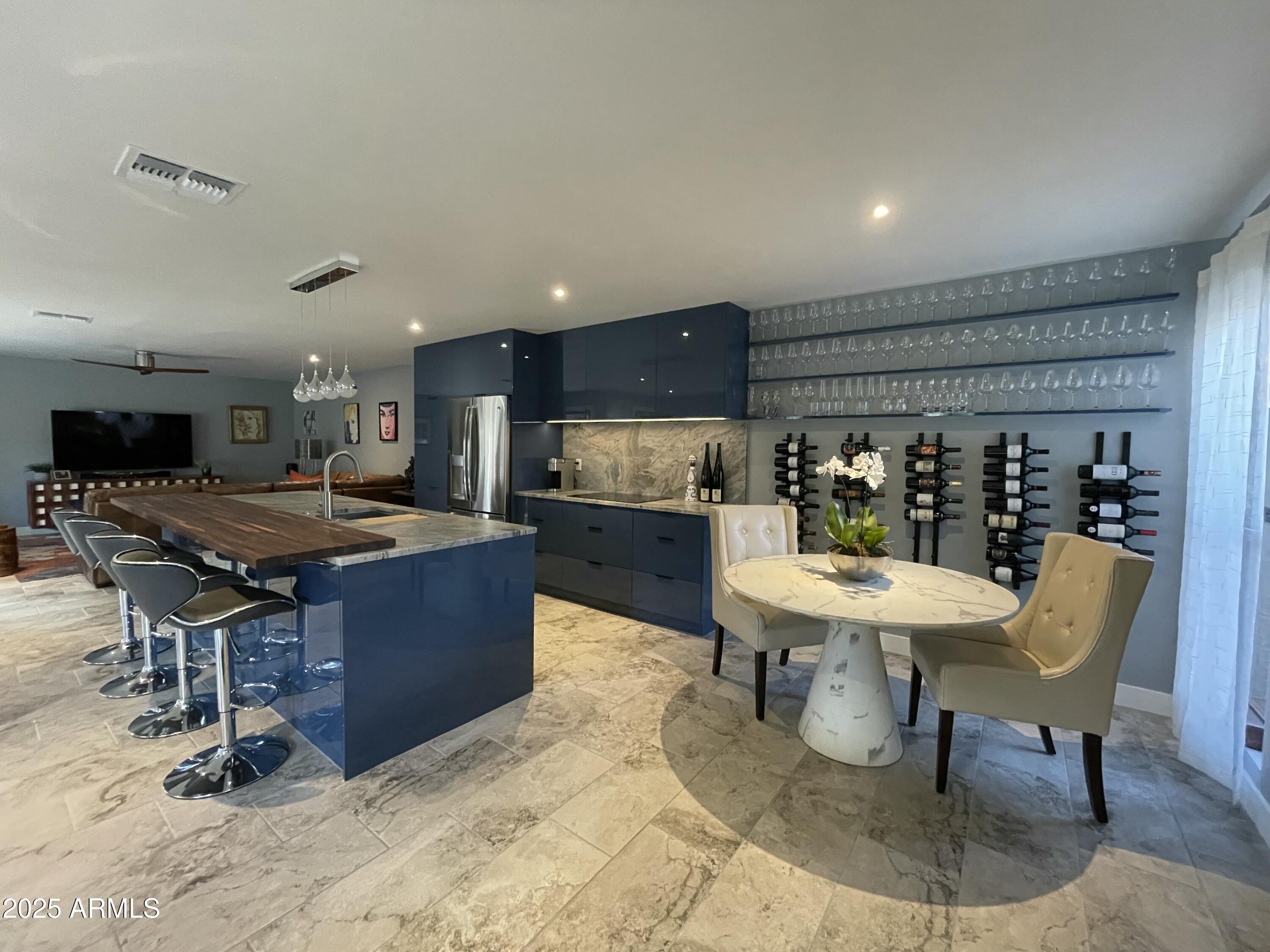 5220 E TUNDER Circle