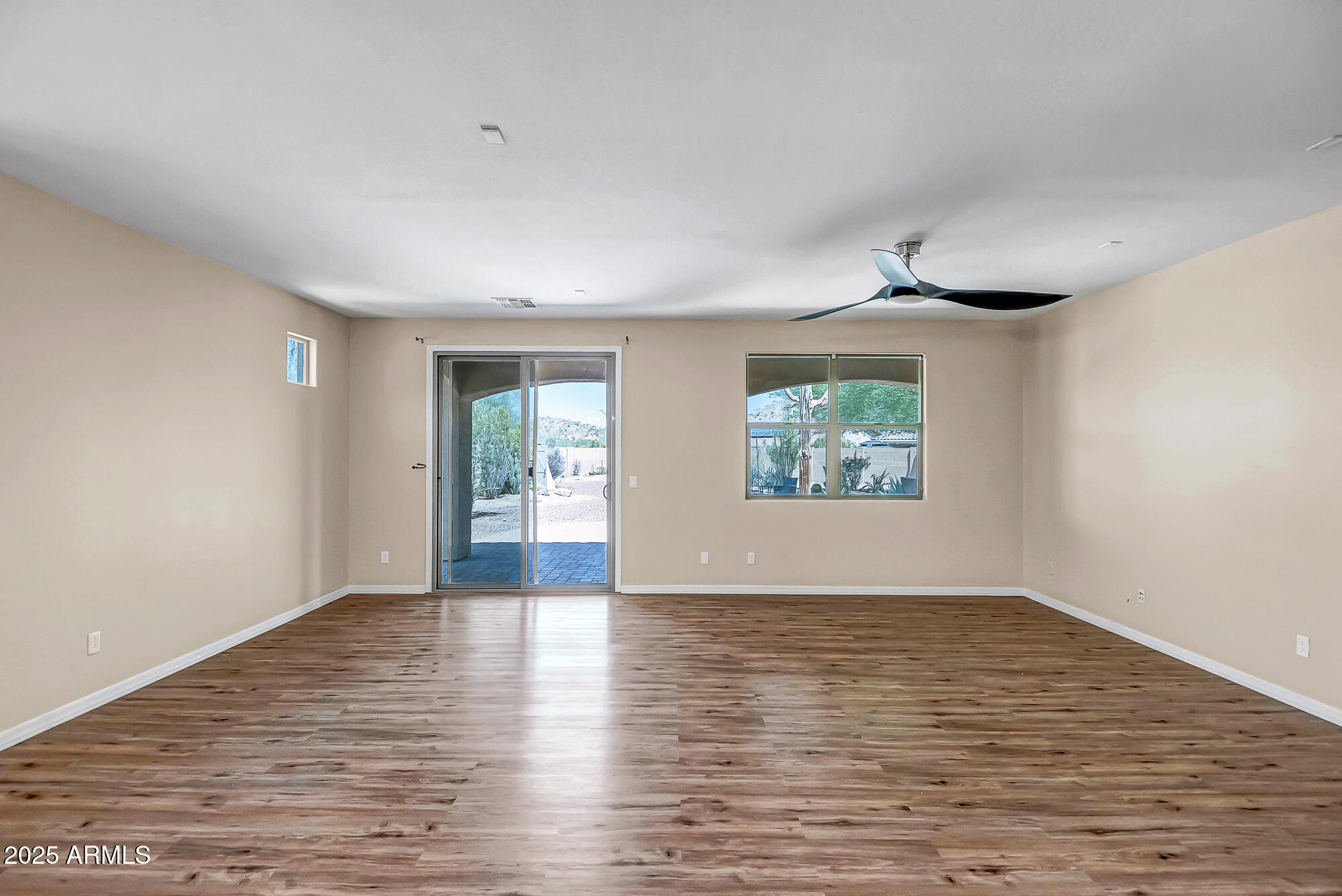 18436 W SHASTA Street