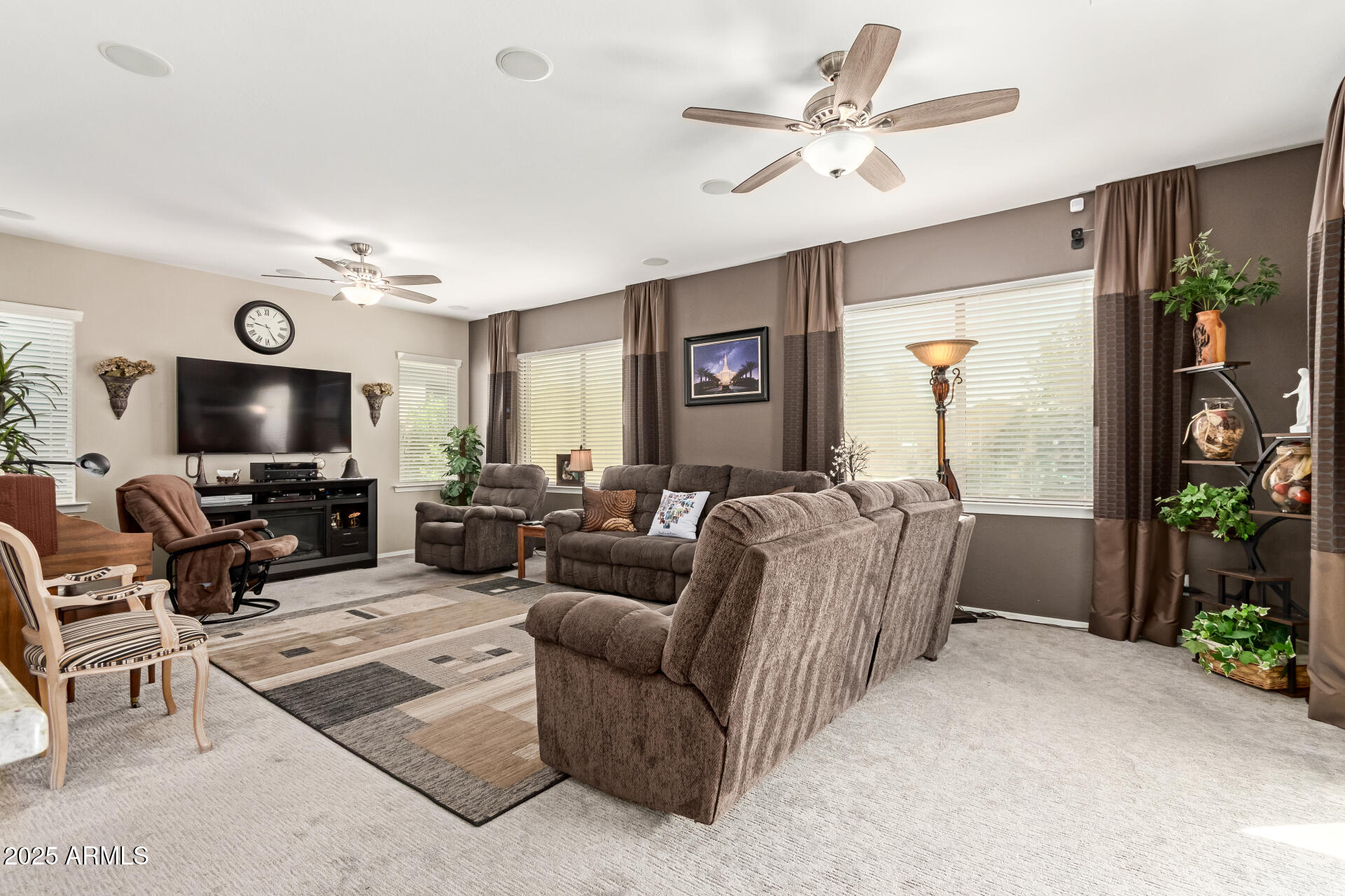 28753 N COYOTE CREEK Road